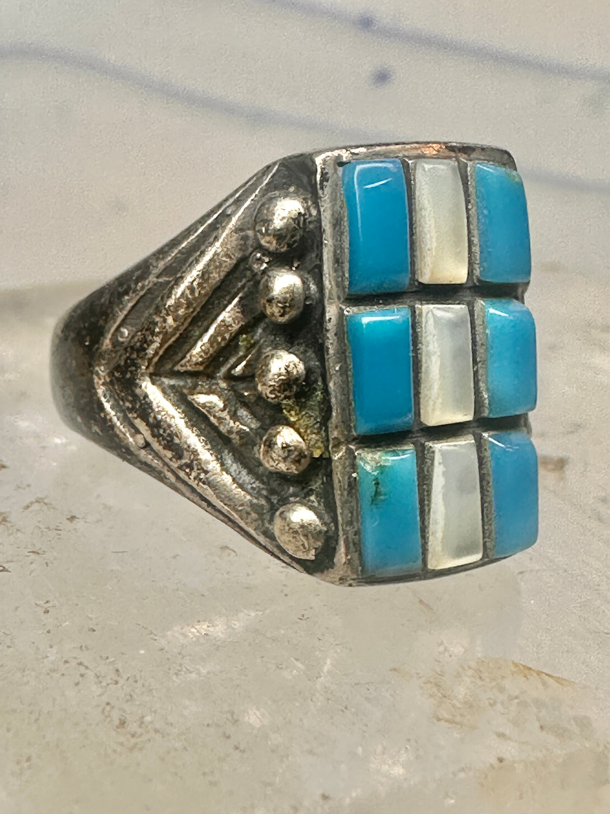 Vintage Sterling Silver Southwestern Turquoise Mother of Pearl Cobblestone Inlay Ring Size 8 925