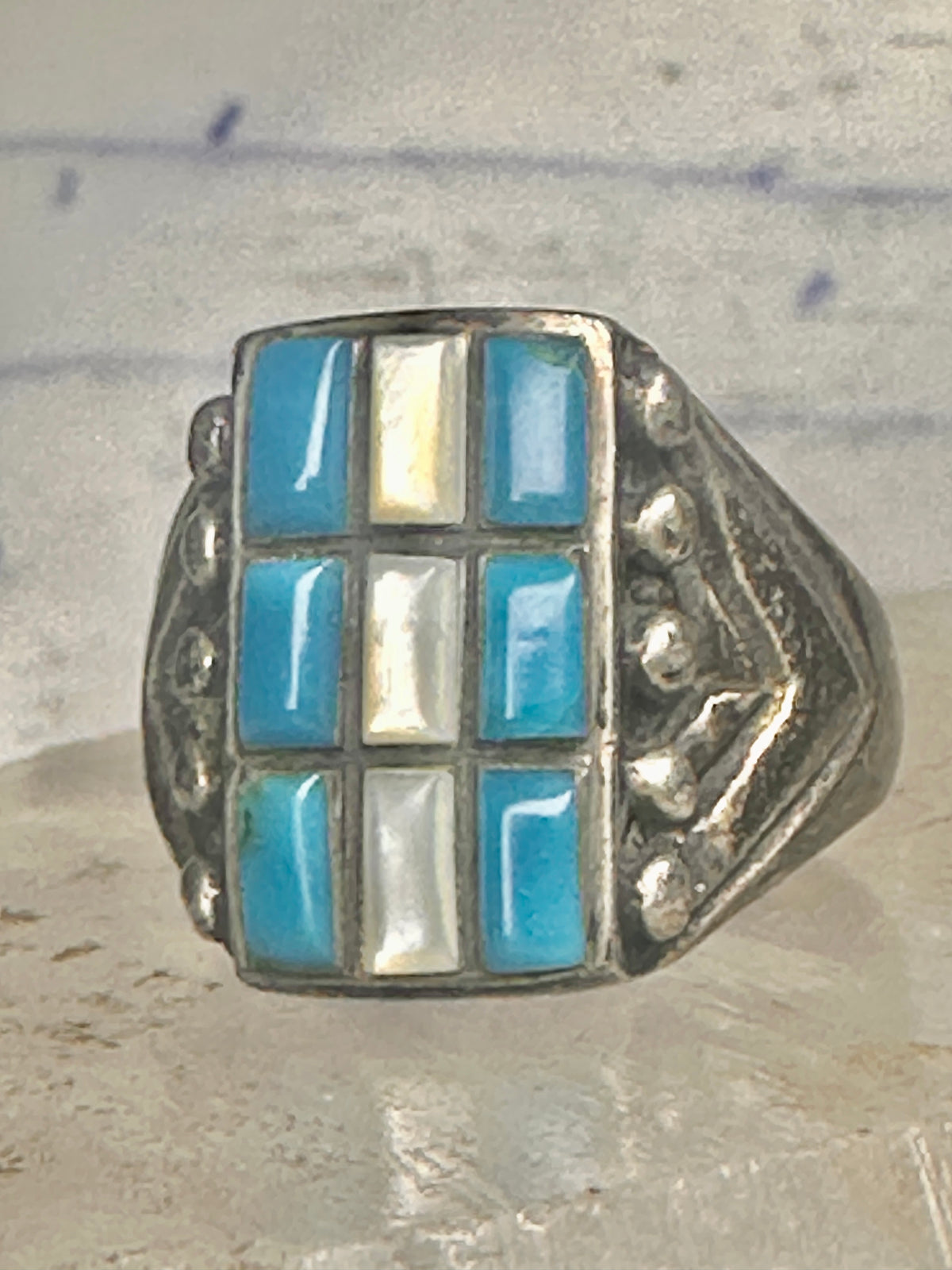 Vintage Sterling Silver Southwestern Turquoise Mother of Pearl Cobblestone Inlay Ring Size 8 925