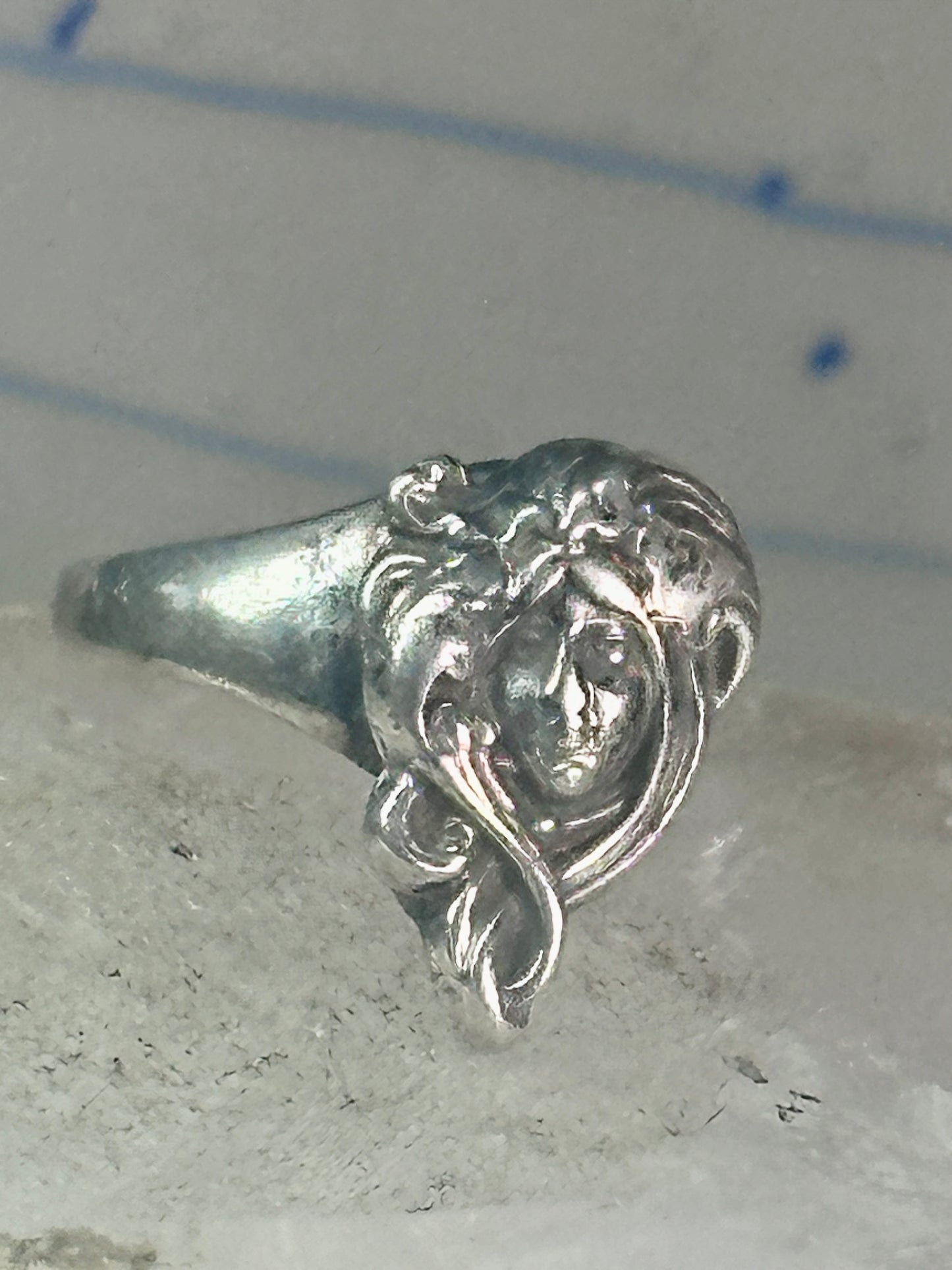Vintage face Ring figurative band size 6.50 sterling silver women girls