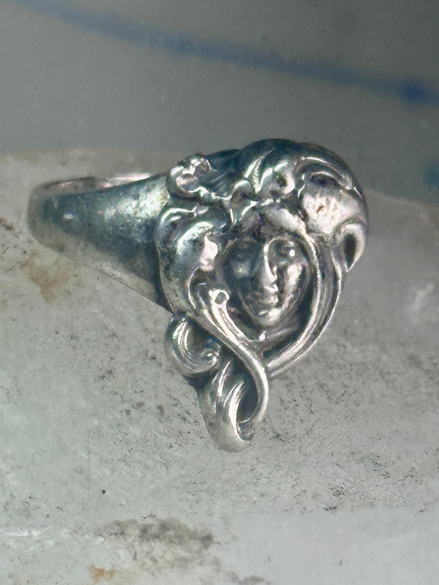 Vintage face Ring figurative band size 6.50 sterling silver women girls