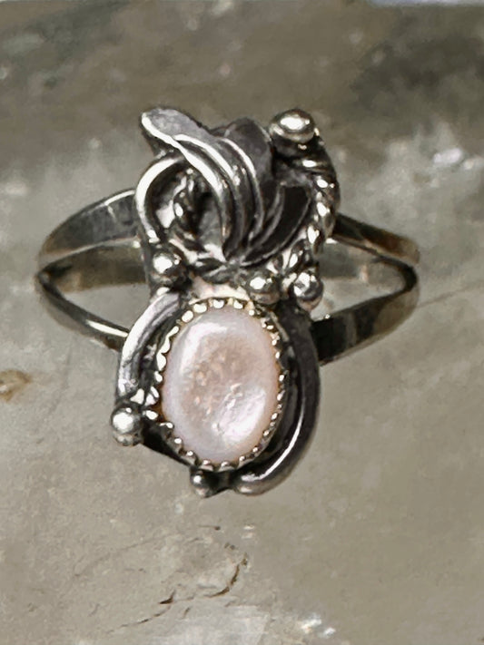 Navajo ring Mop mother of pearl size 5.50 sterling silver women girls