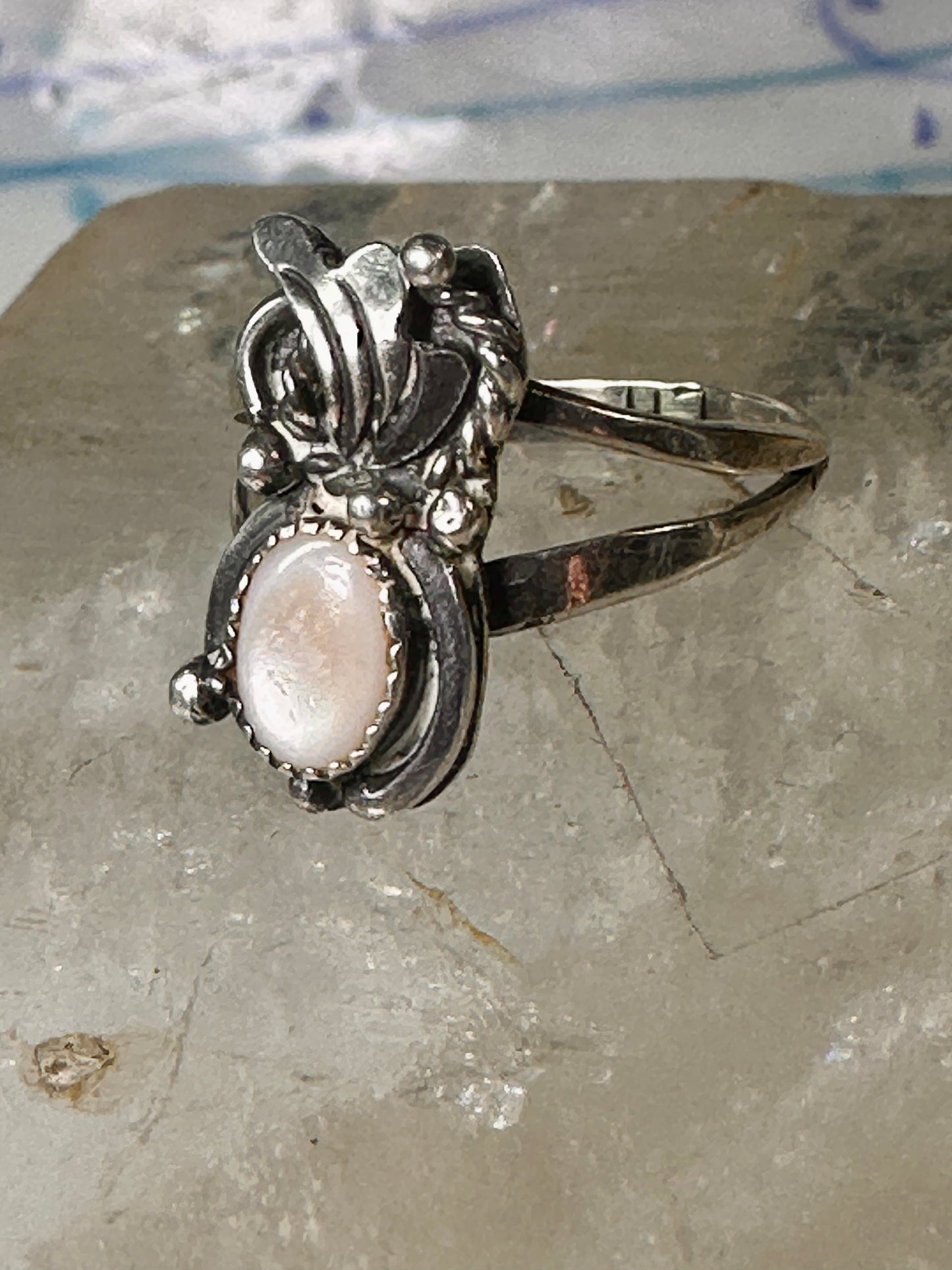 Navajo ring Mop mother of pearl size 5.50 sterling silver women girls
