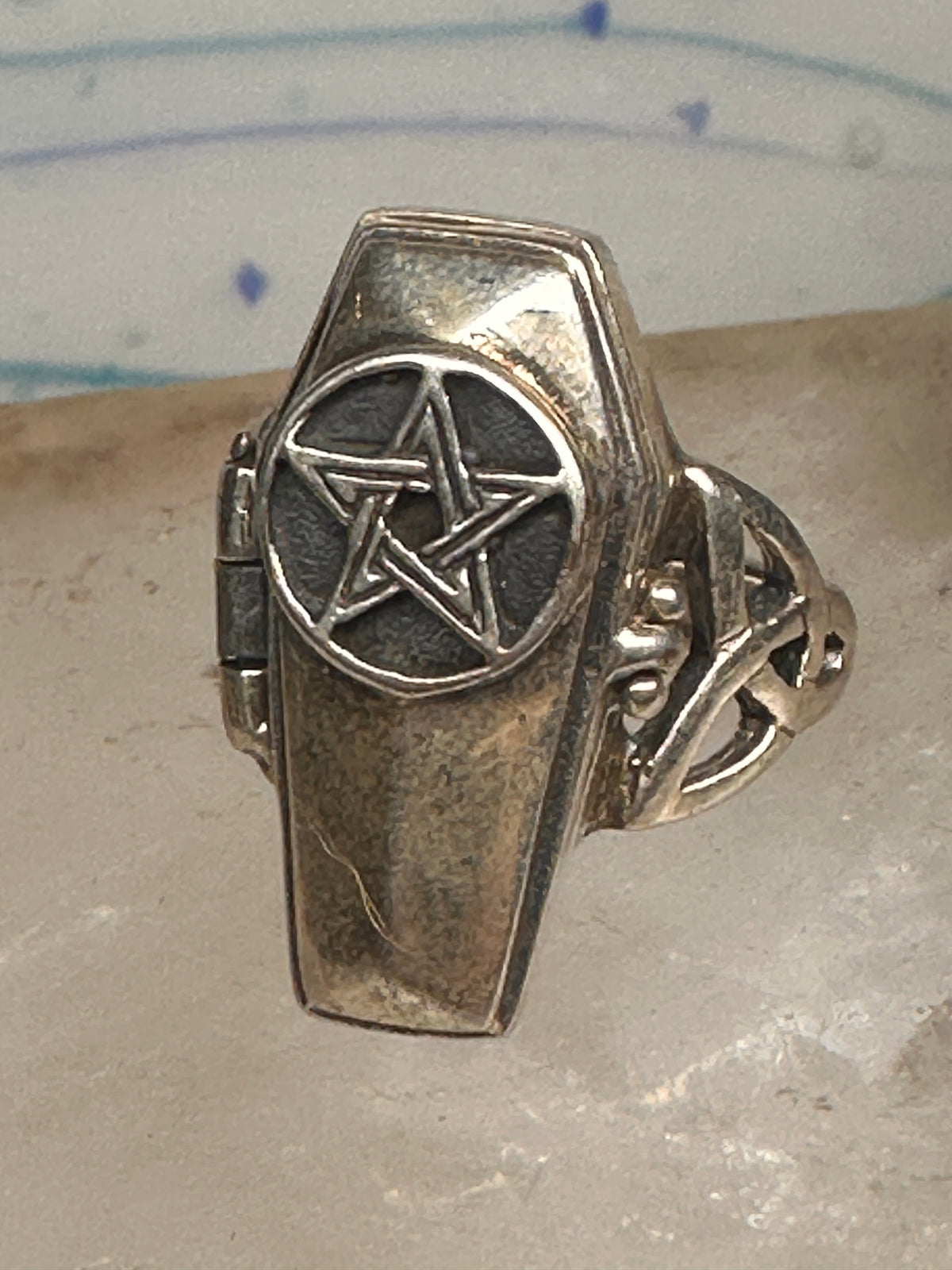 Vintage Sterling Silver Gothic Coffin Pentagram Secret Compartment Poison Ring Size 7.25