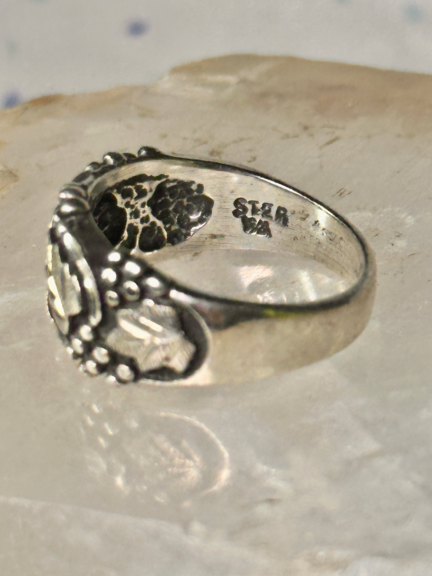 Black Hills Gold ring leaves wedding band size 5 sterling silver women