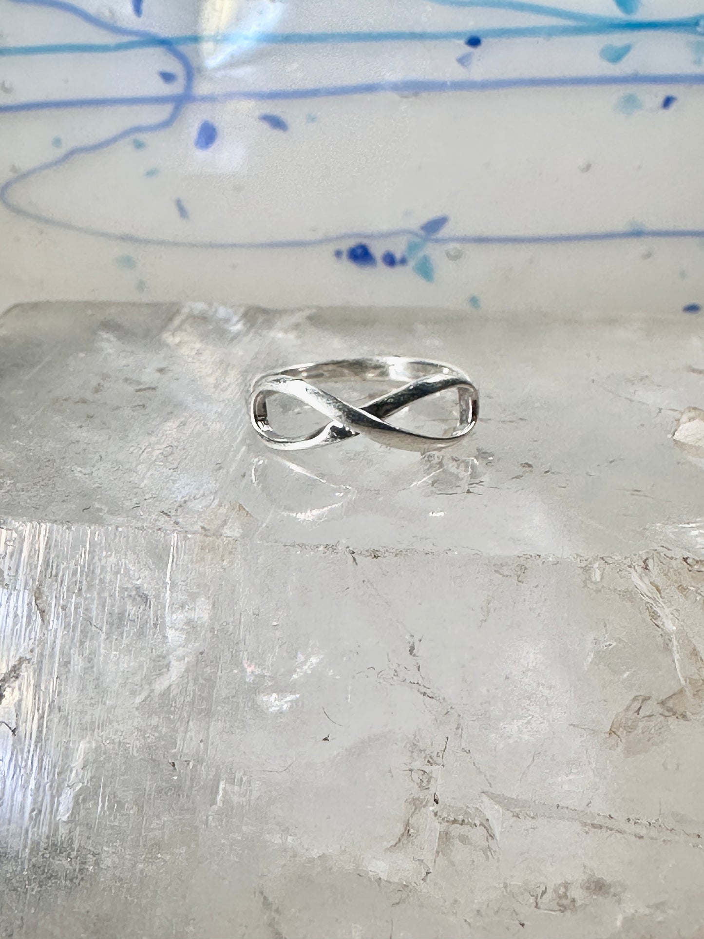 Infinity ring figure 8 band size 6.25 sterling silver women girls
