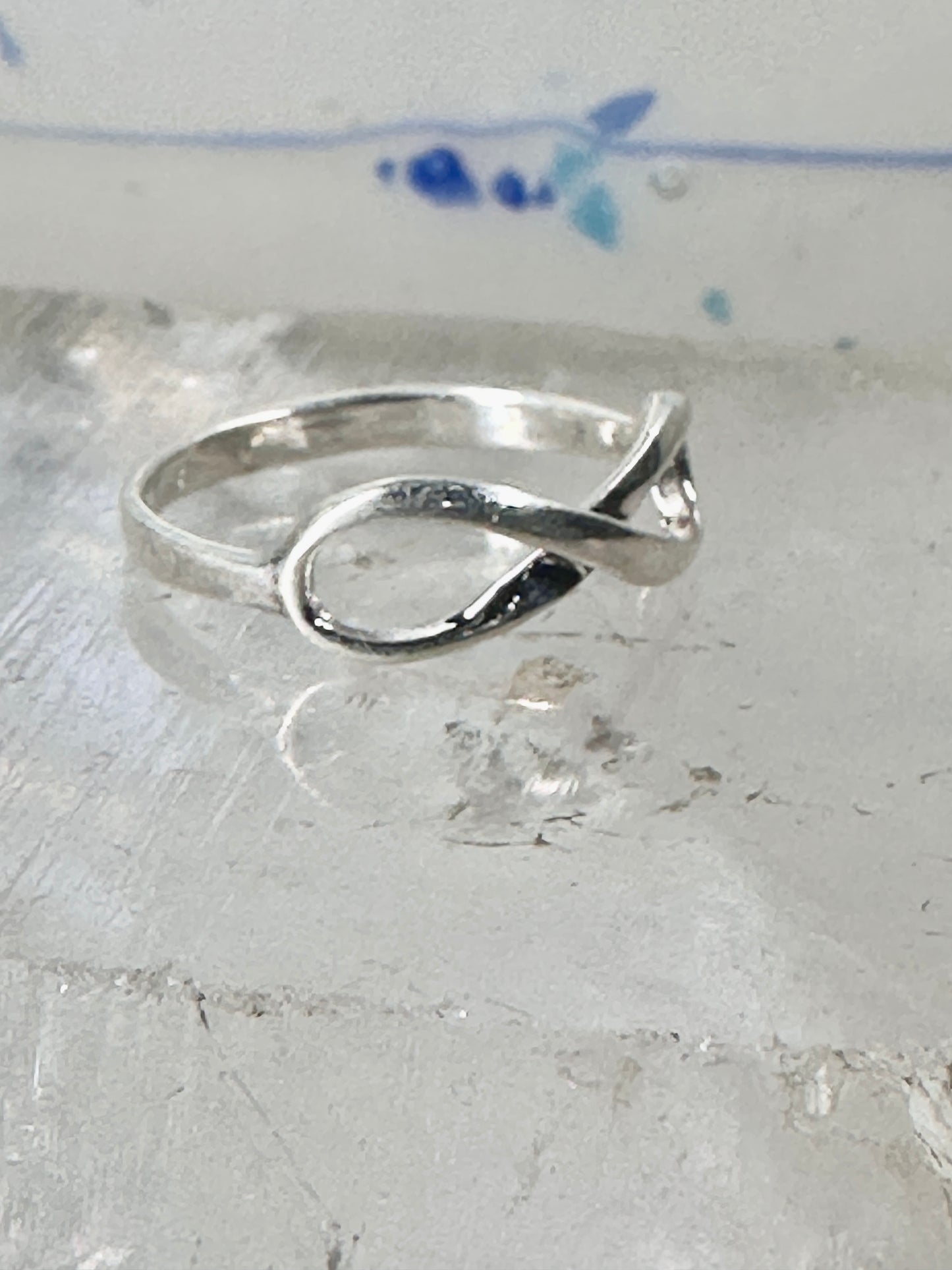 Infinity ring figure 8 band size 6.25 sterling silver women girls