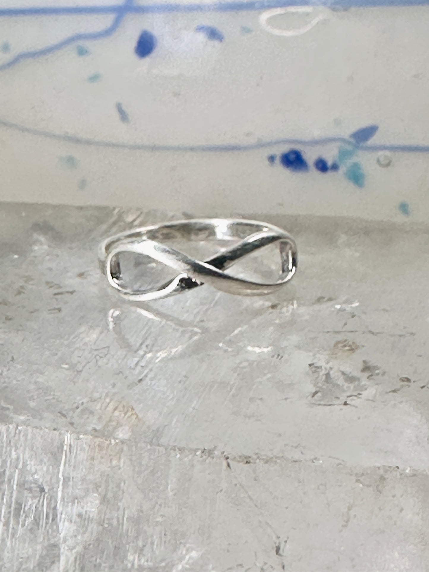 Infinity ring figure 8 band size 6.25 sterling silver women girls
