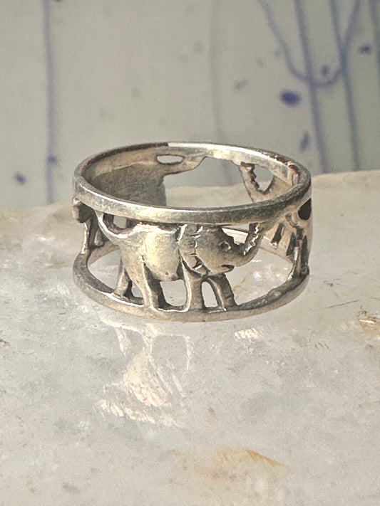 Vintage ring Elephant band size 5 sterling silver women girls pinky