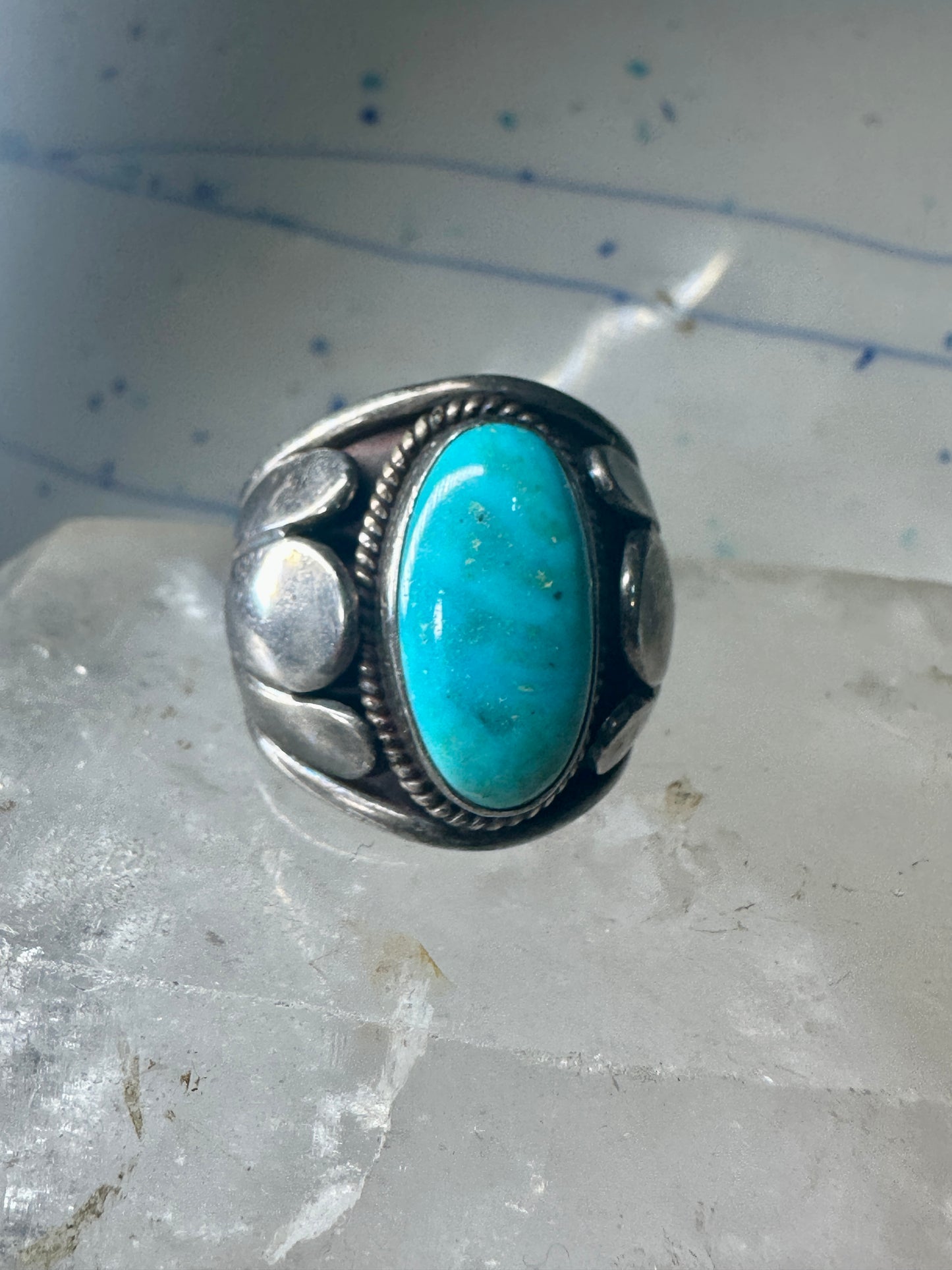 Turquoise ring Navajo Size 11.75 scalloped edge Sterling Silver women men