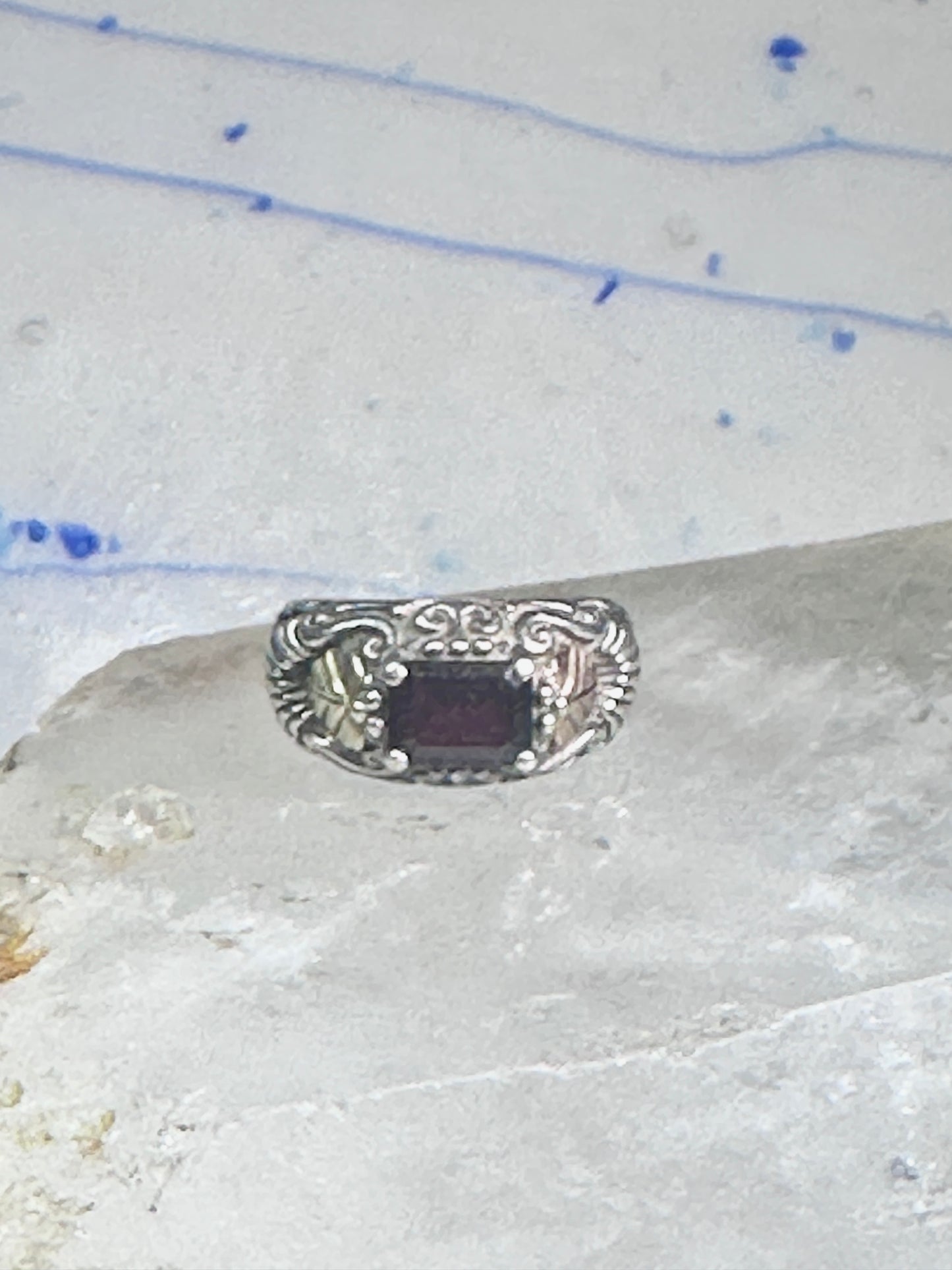 Black Hills Gold ring wedding band garnet leaves size_5.5 sterling silver women