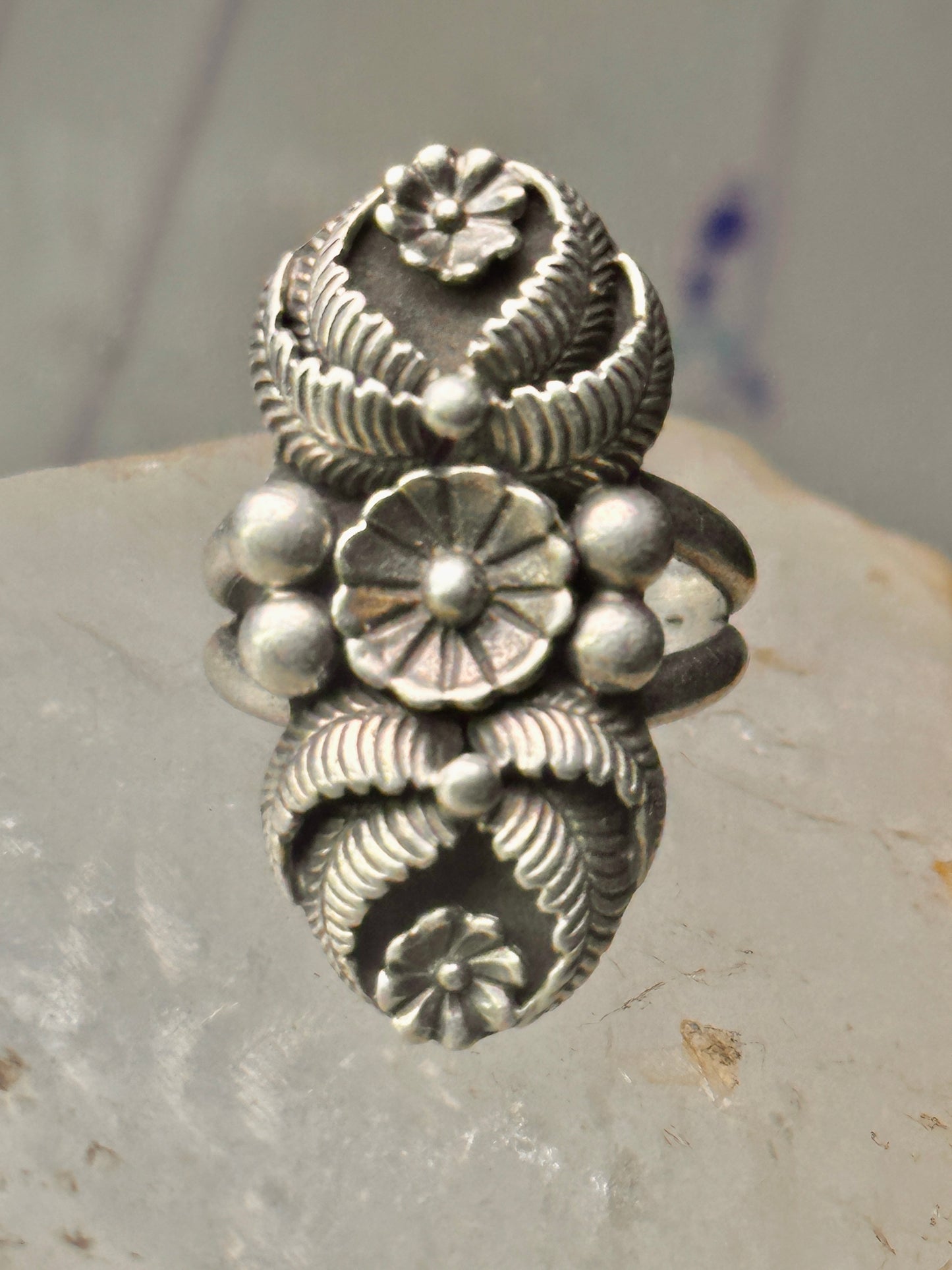 Vintage Squash blossom Navajo Les Baker band size 5.75 sterling silver women&nbsp;