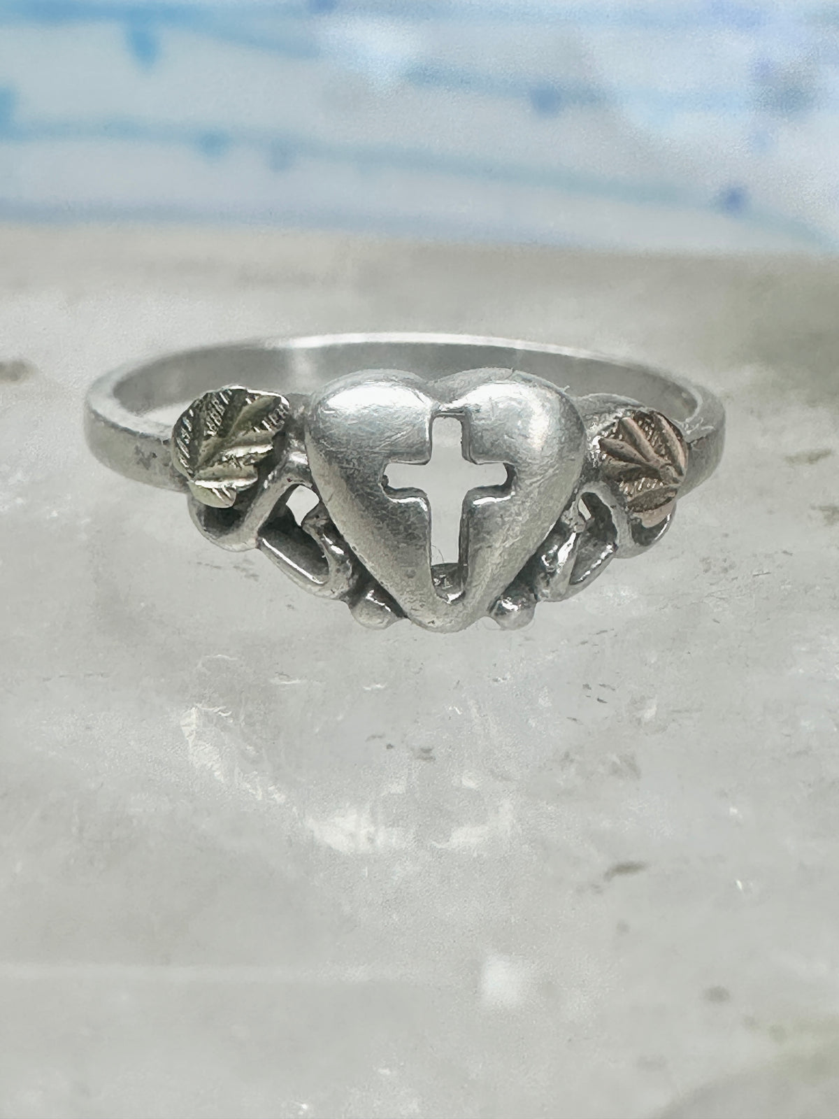 Vintage Sterling Silver Coleman Co Black Hills Gold Cross Heart Ring Size 8.75 925