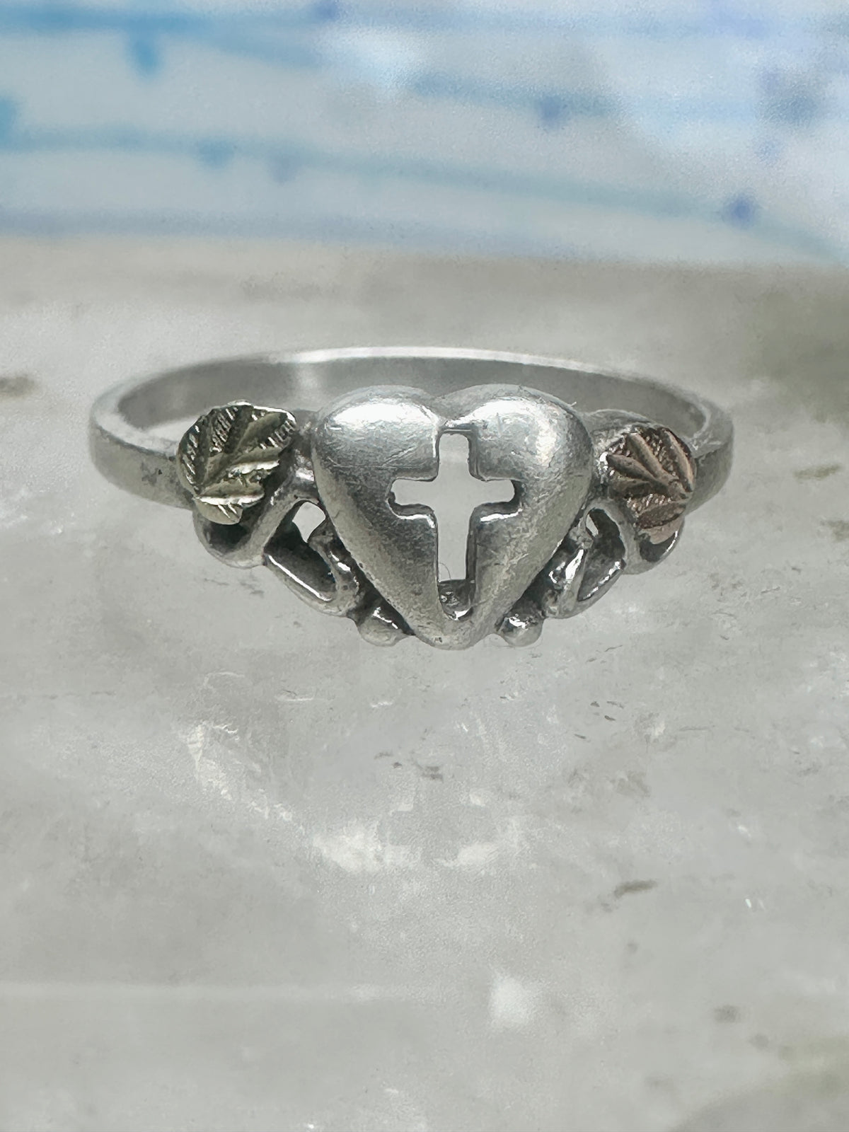 Vintage Sterling Silver Coleman Co Black Hills Gold Cross Heart Ring Size 8.75 925
