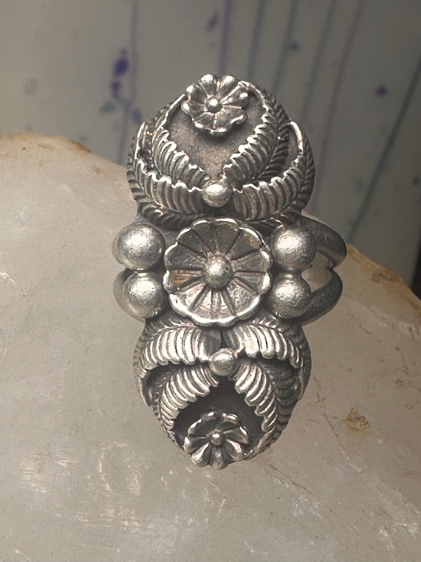 Vintage Squash blossom Navajo Les Baker band size 5.75 sterling silver women&nbsp;