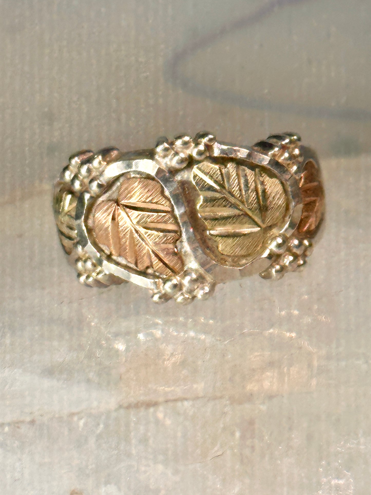 Black Hills Gold ring leaves band size 6.75 sterling silver men women