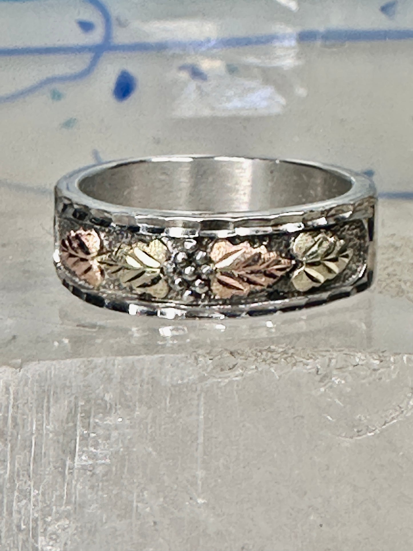 Black Hills Ring leaves wedding band size 11.75 sterling silver women men