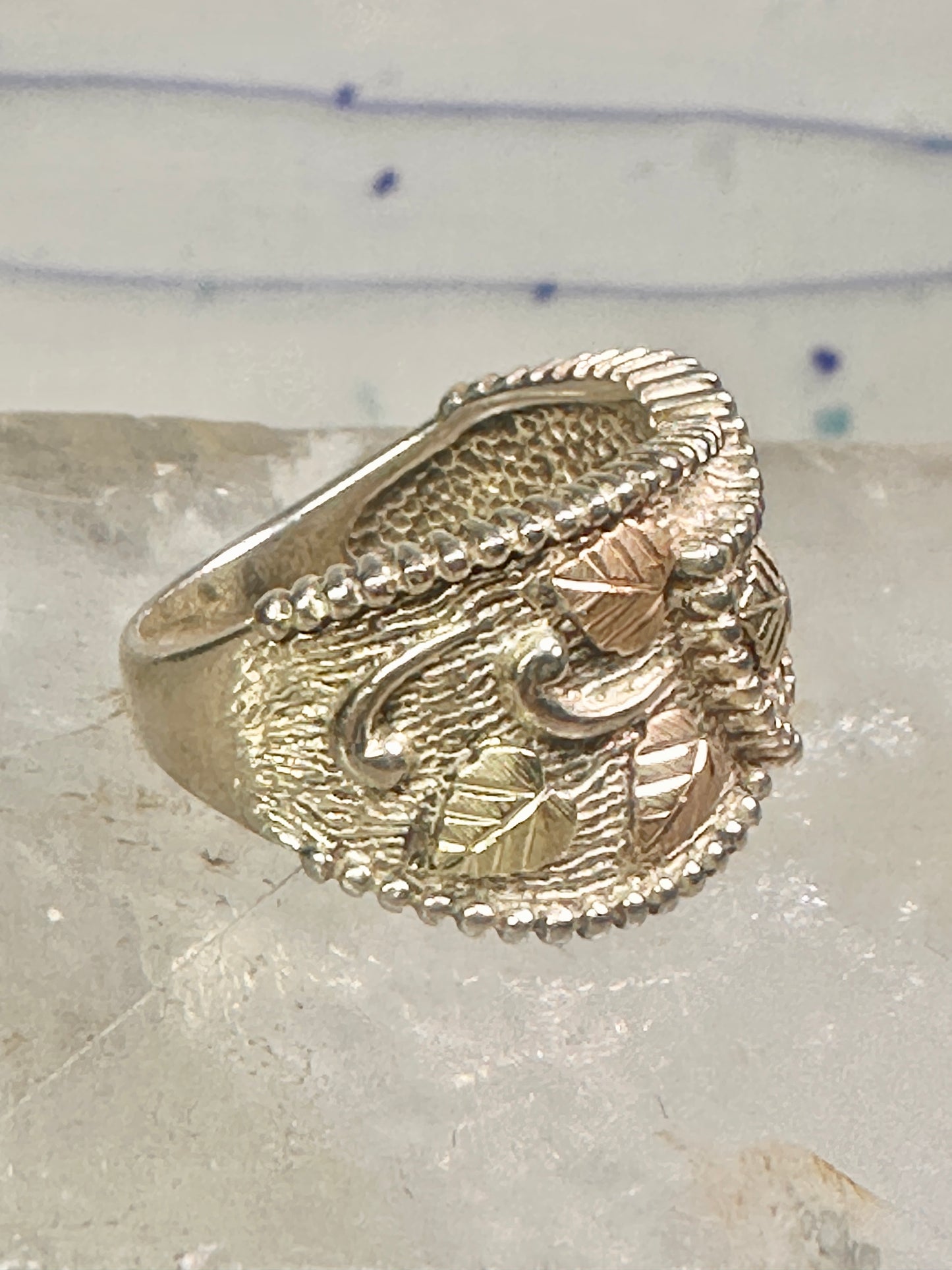 Black Hills Gold ring wrap around band leaves size 8 sterling silver women girls