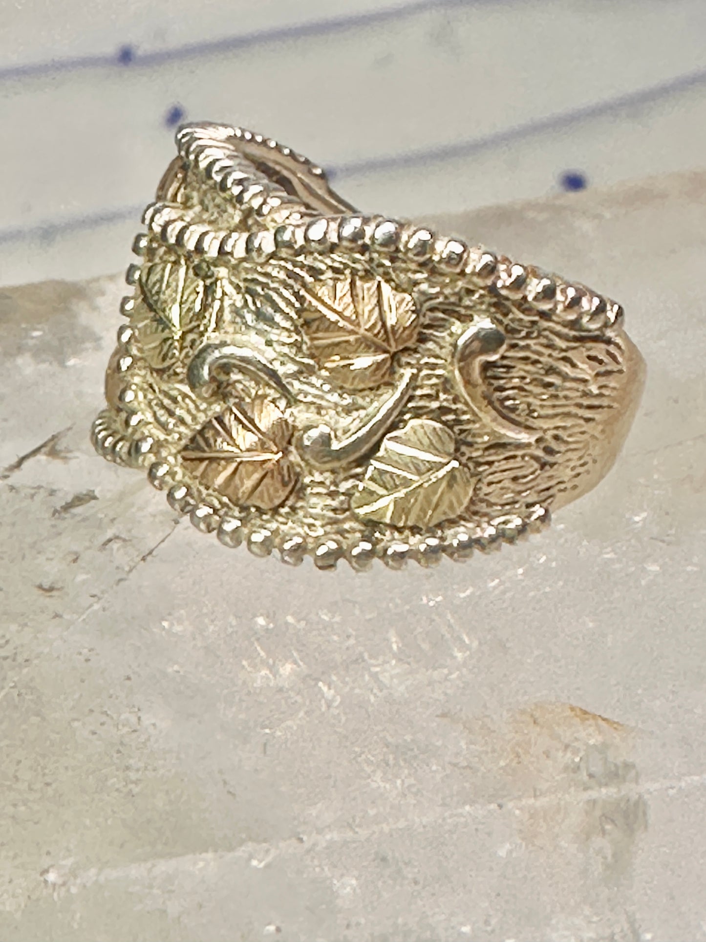 Black Hills Gold ring wrap around band leaves size 8 sterling silver women girls