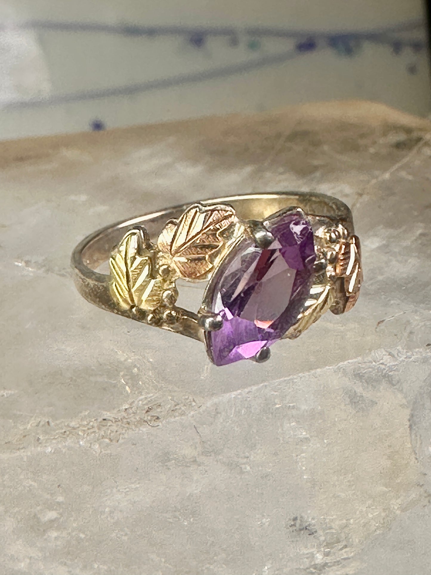 Black Hills Gold ring amethyst leaves size 6.75 sterling silver women girls