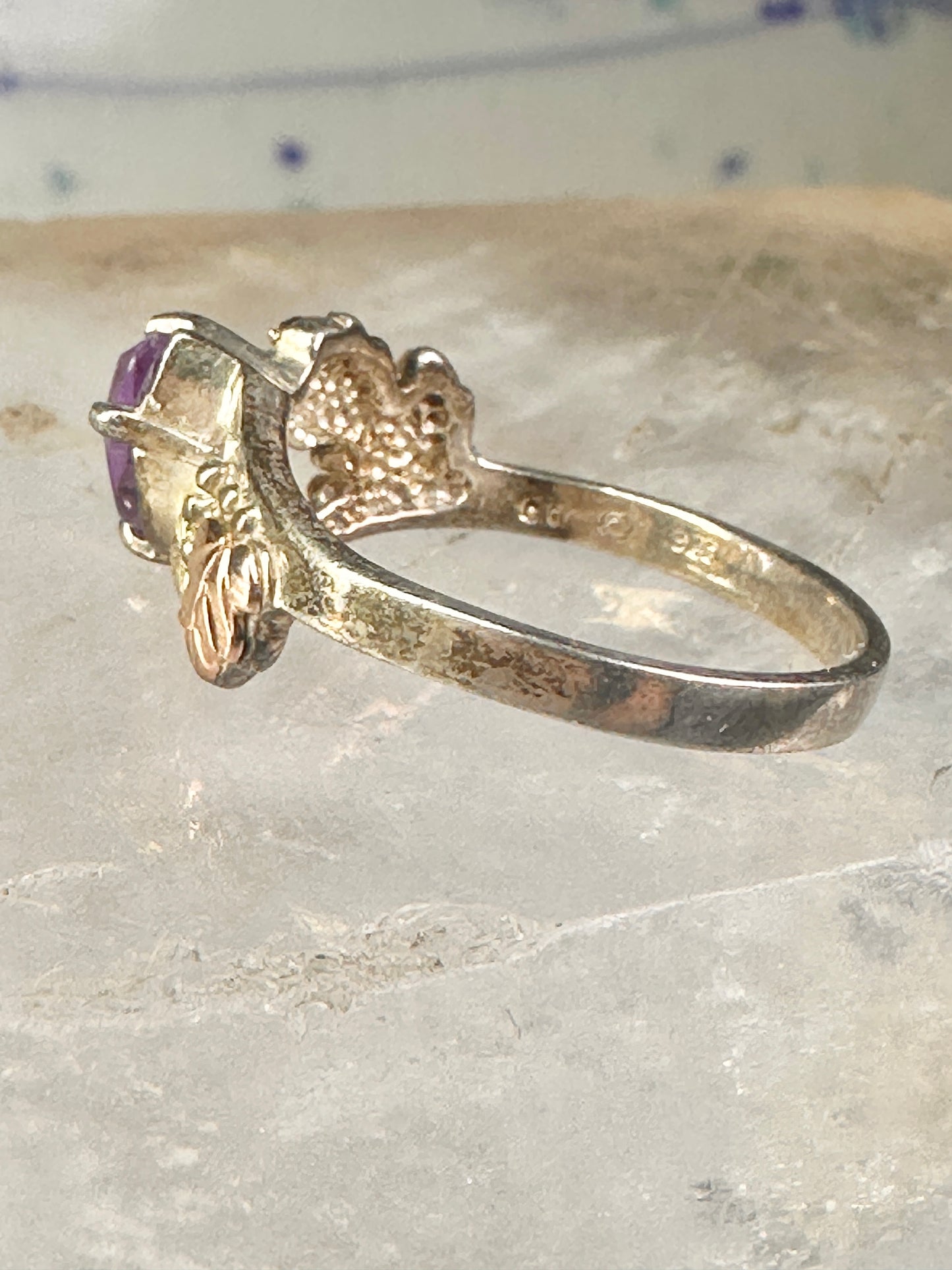Black Hills Gold ring amethyst leaves size 6.75 sterling silver women girls