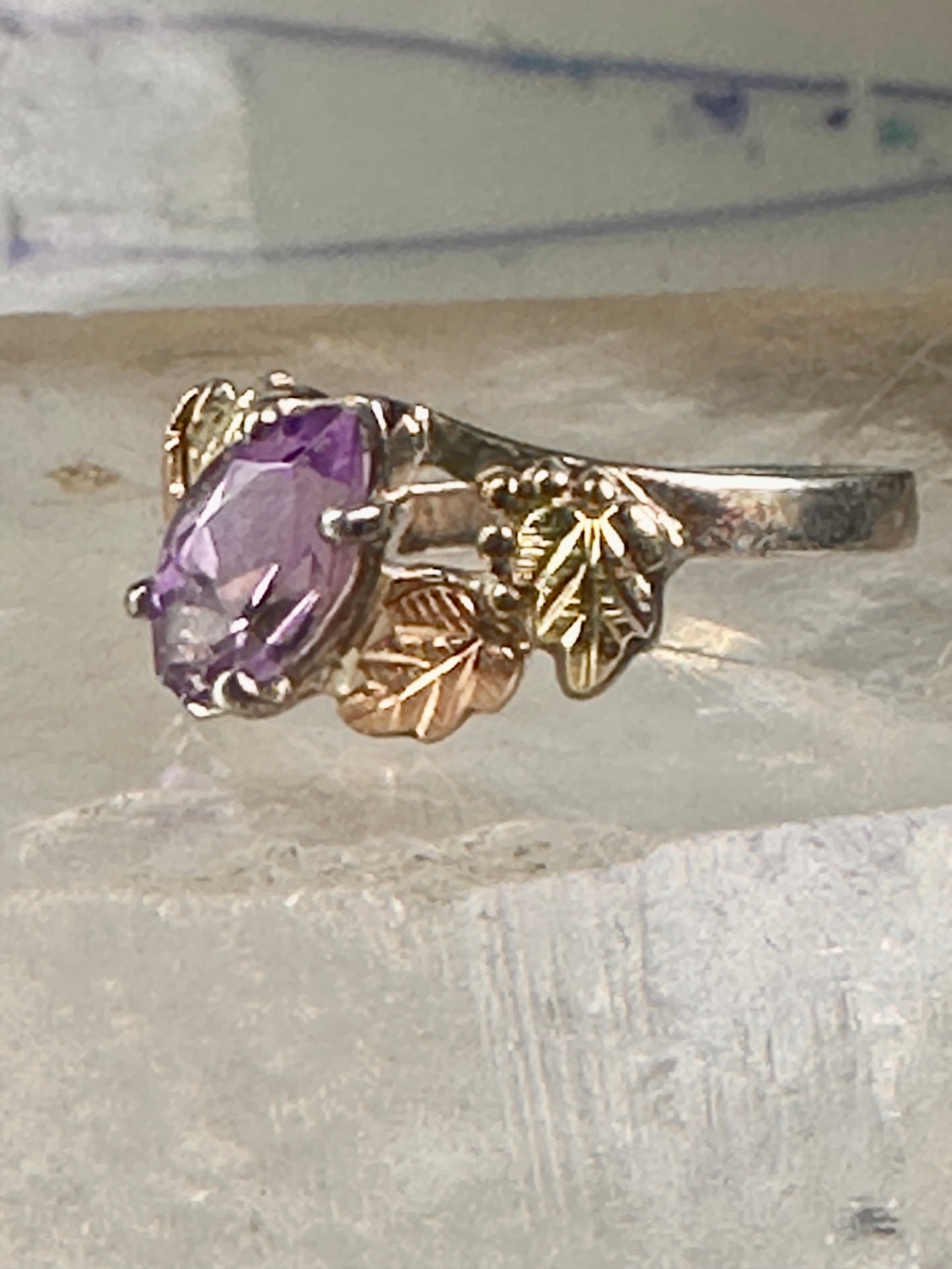 Black Hills Gold ring amethyst leaves size 6.75 sterling silver women girls