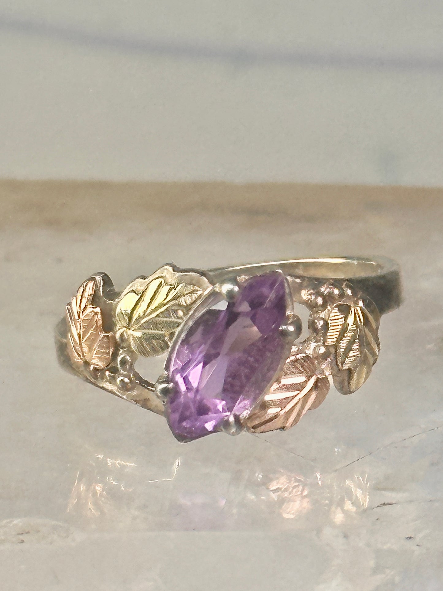 Black Hills Gold ring amethyst leaves size 6.75 sterling silver women girls