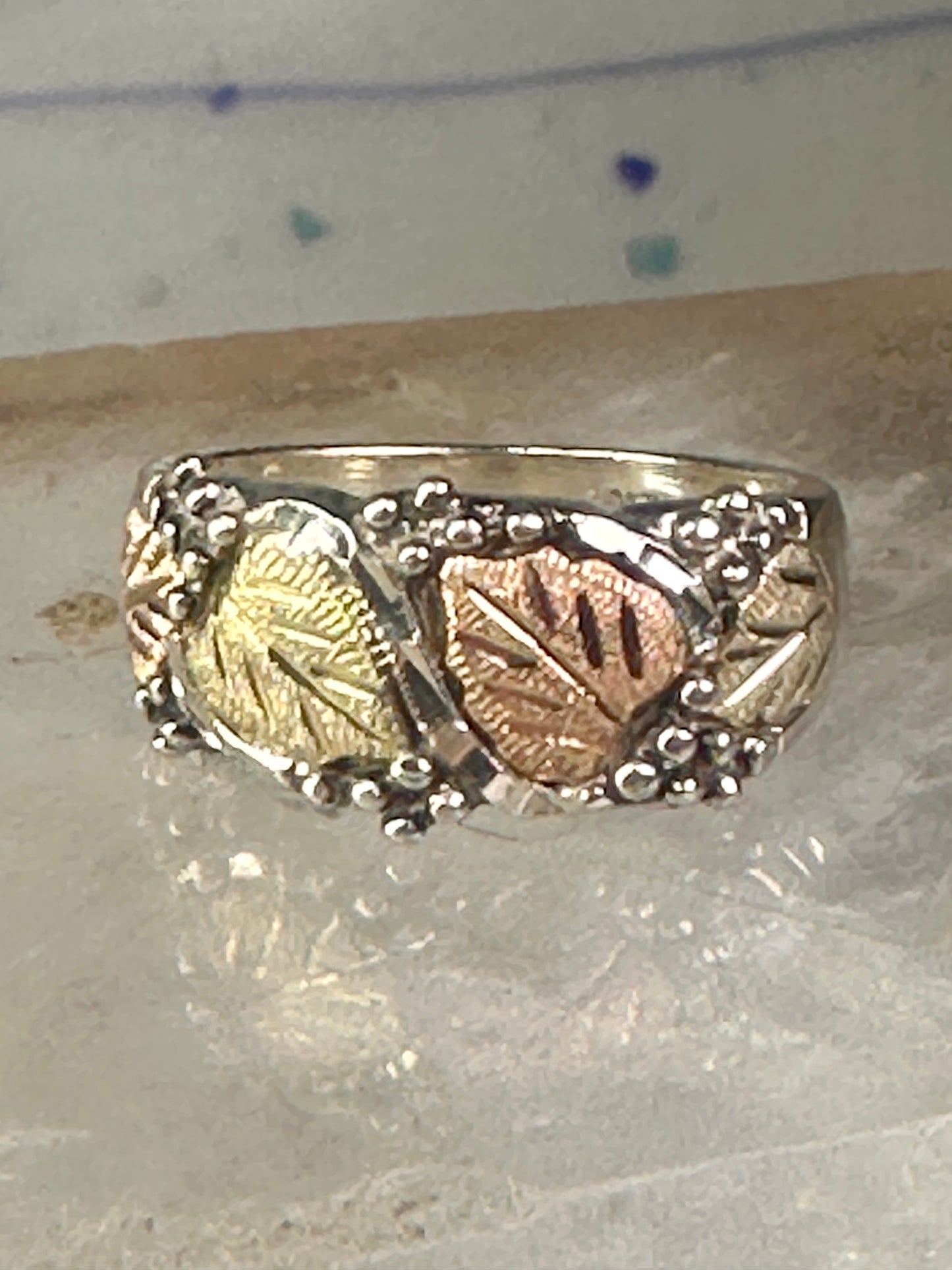 Black Hills Gold wedding ring leaves band size 5.75 sterling silver women girls