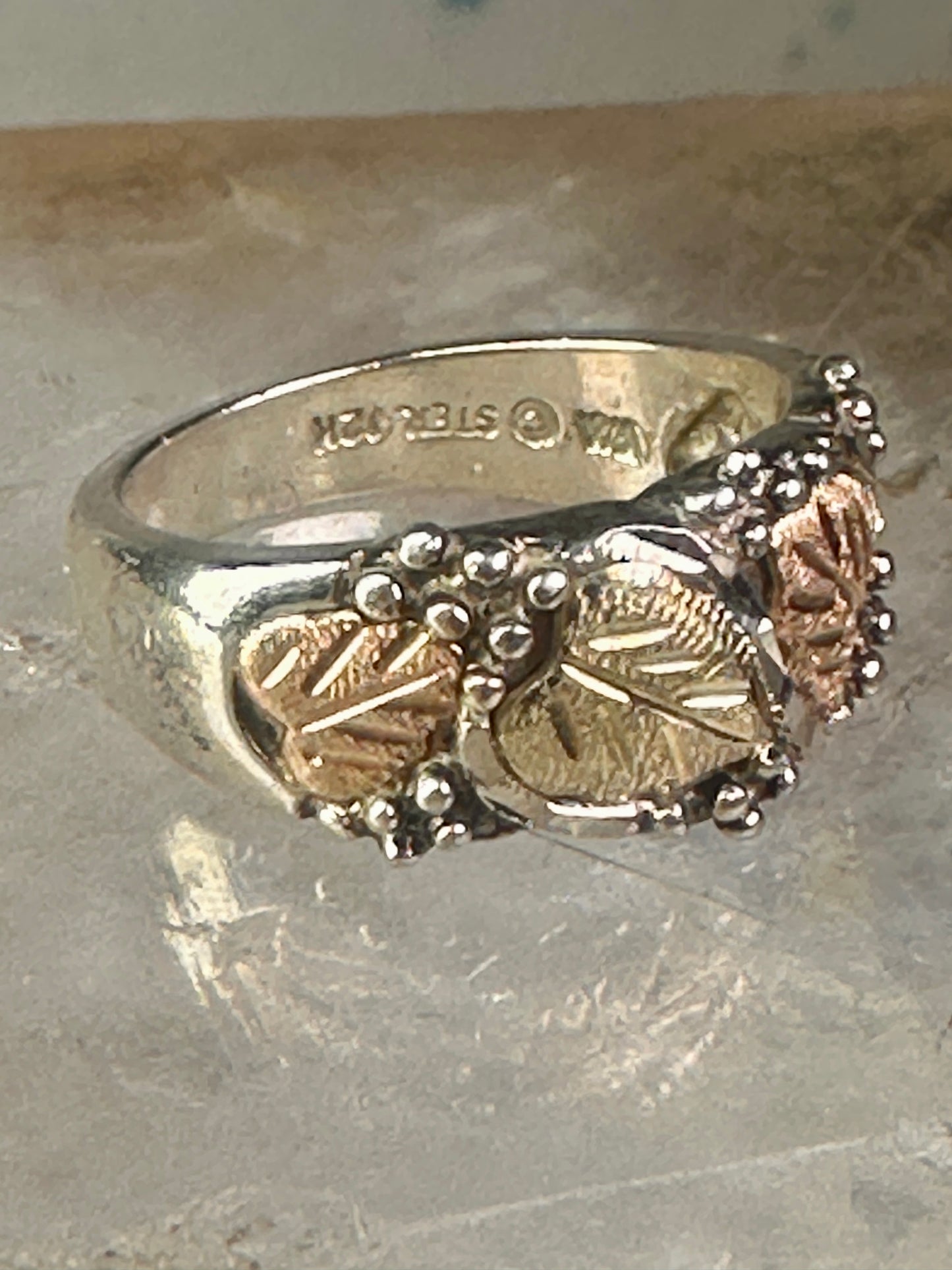 Black Hills Gold wedding ring leaves band size 5.75 sterling silver women girls