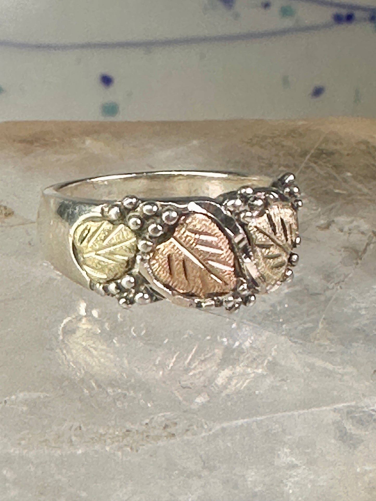 Black Hills Gold wedding ring leaves band size 5.75 sterling silver women girls