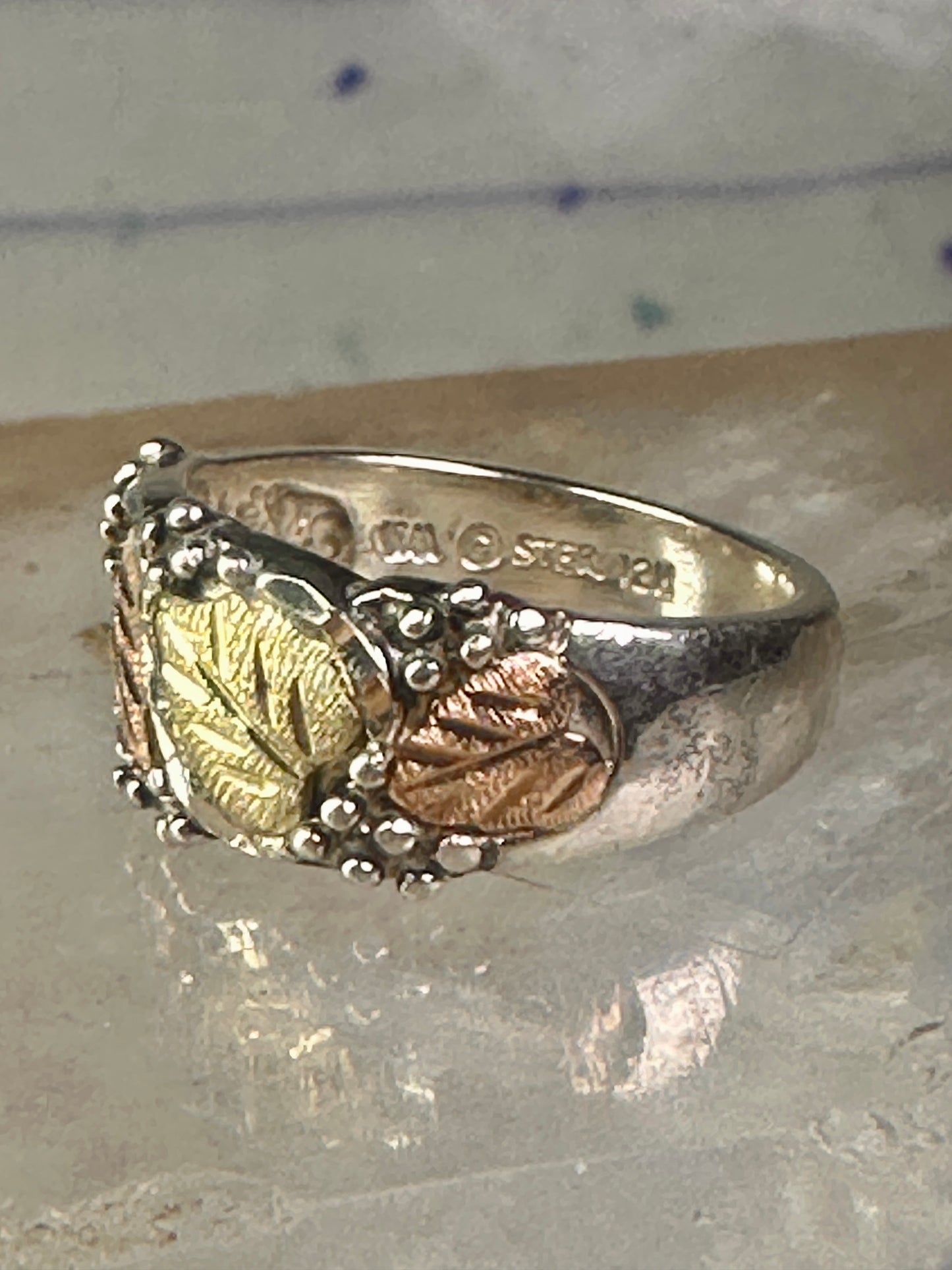 Black Hills Gold wedding ring leaves band size 5.75 sterling silver women girls