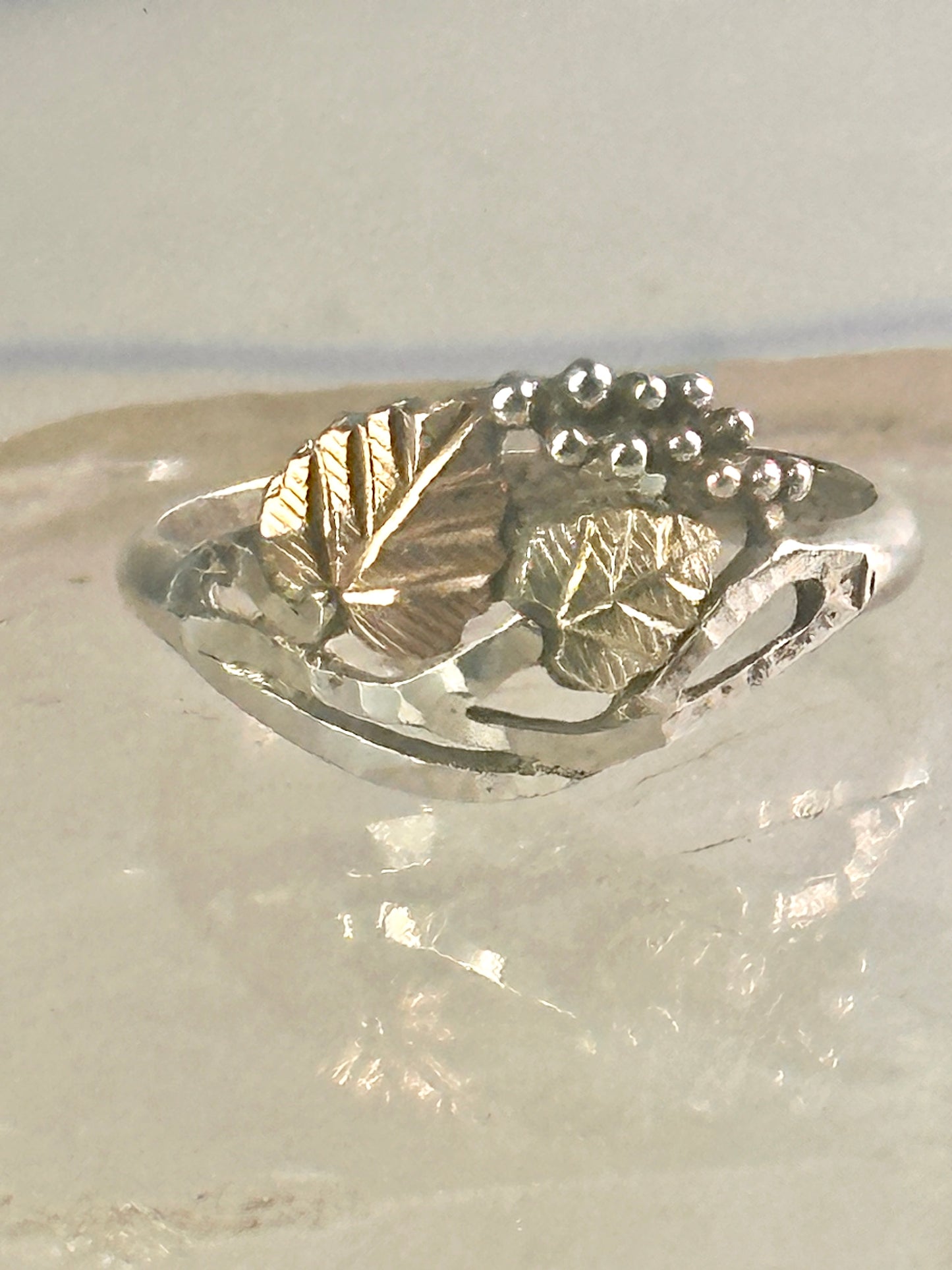 Black Hills Gold wedding ring leaves band size 6.75 sterling silver women girls