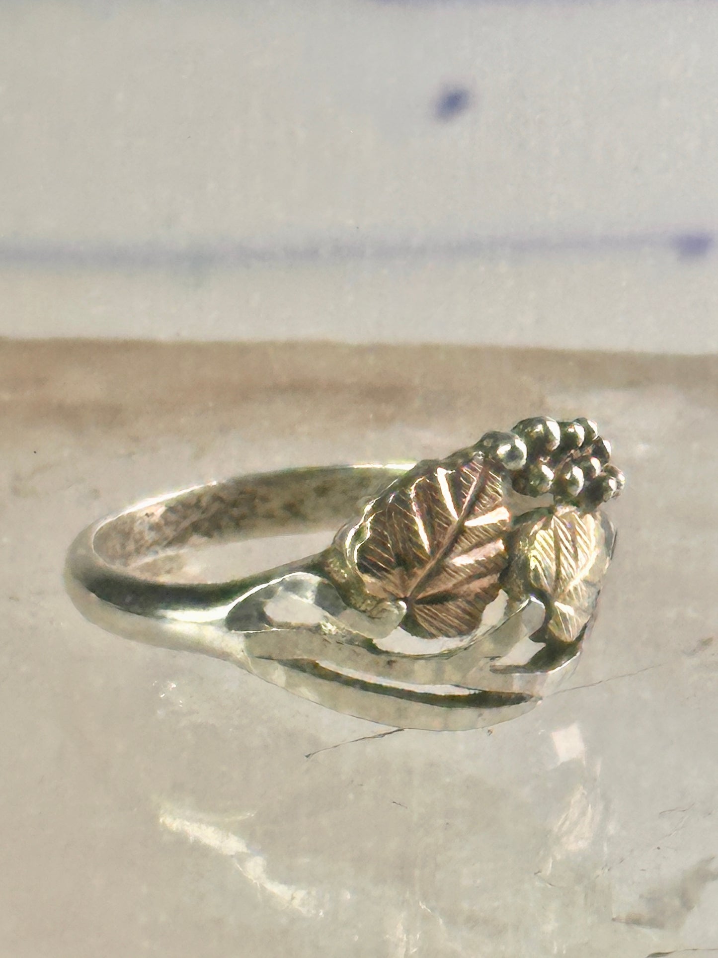 Black Hills Gold wedding ring leaves band size 6.75 sterling silver women girls