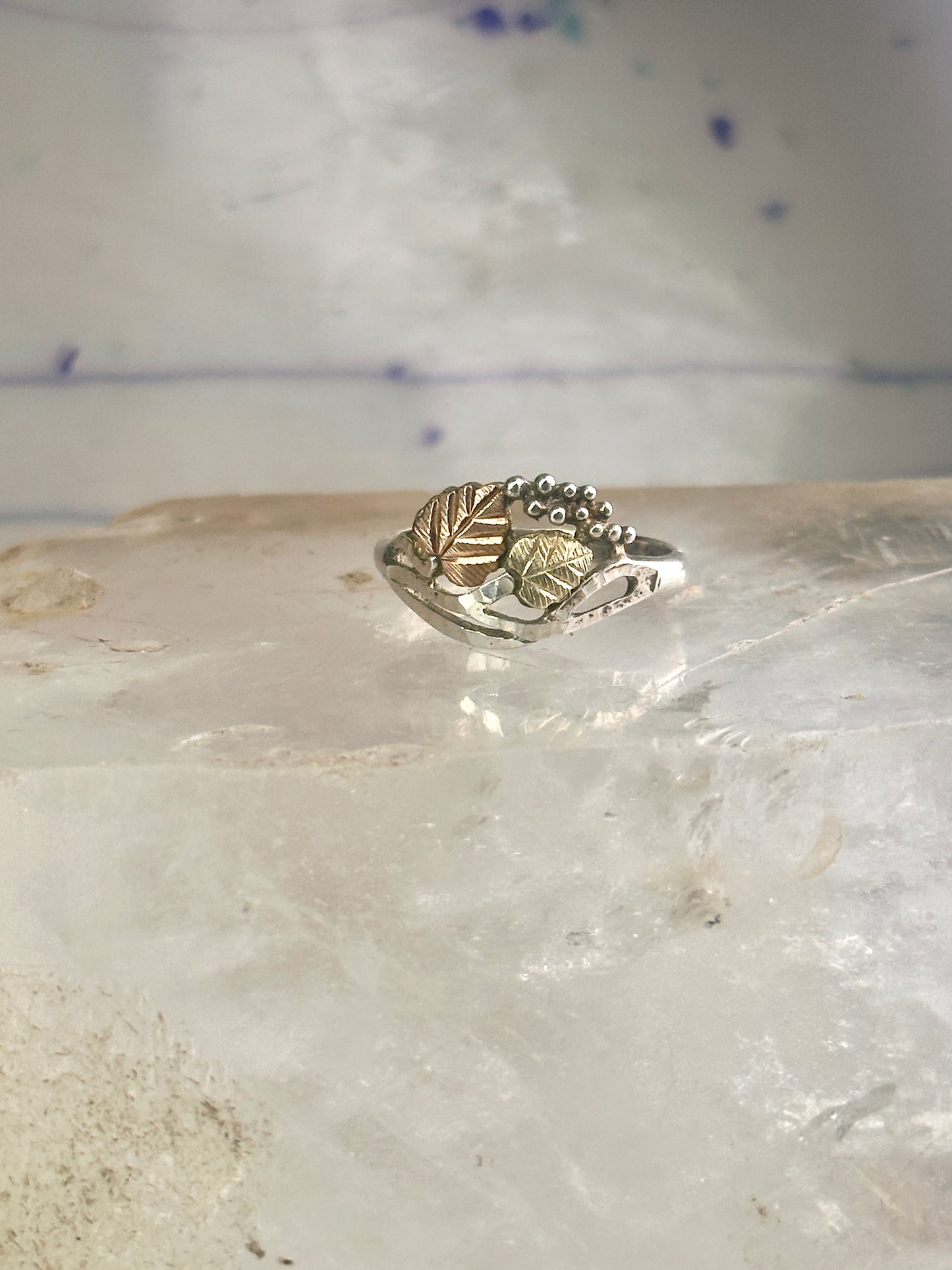 Black Hills Gold wedding ring leaves band size 6.75 sterling silver women girls