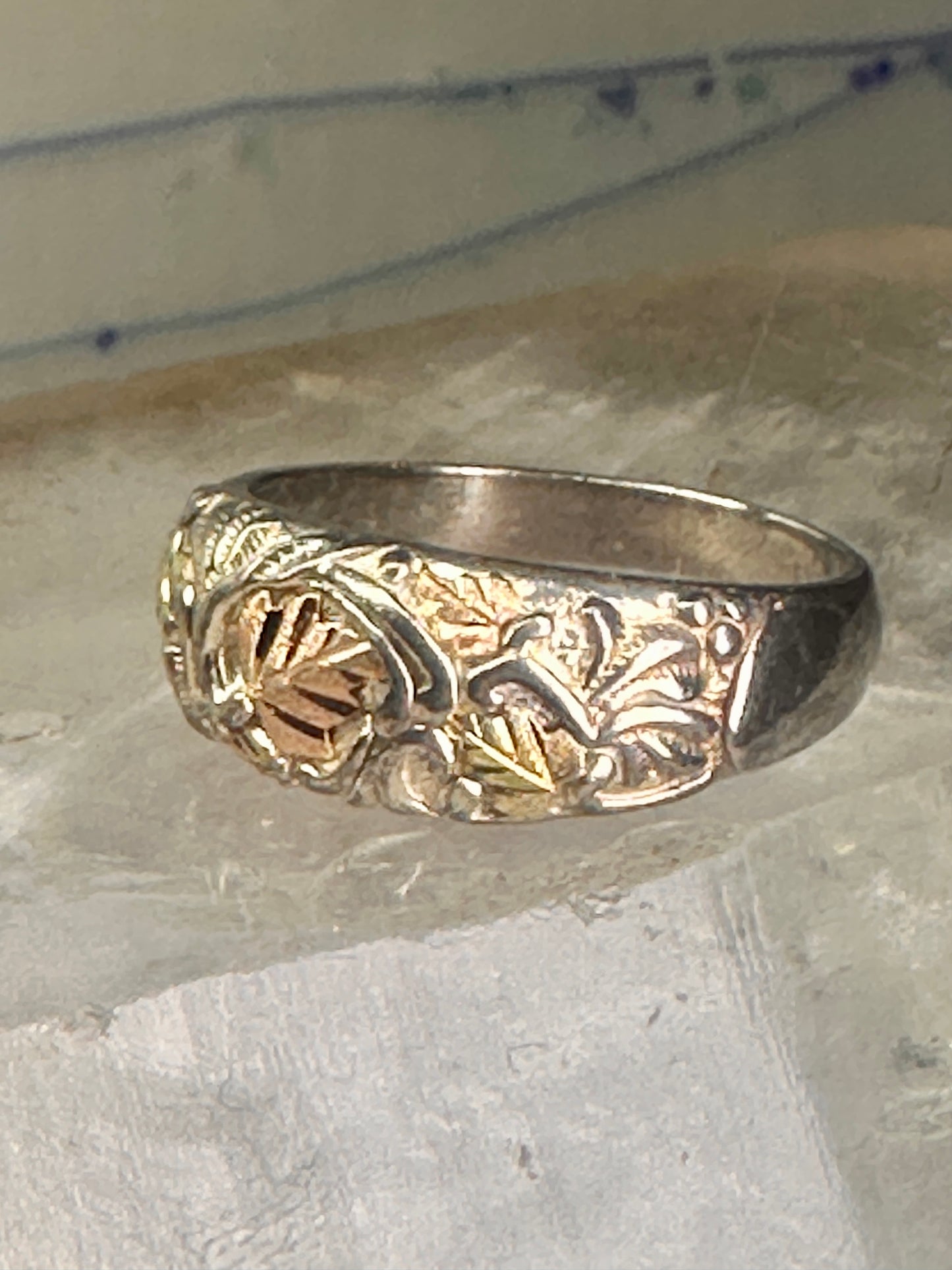 Black Hills Gold wedding ring leaves band size 12 sterling silver women men