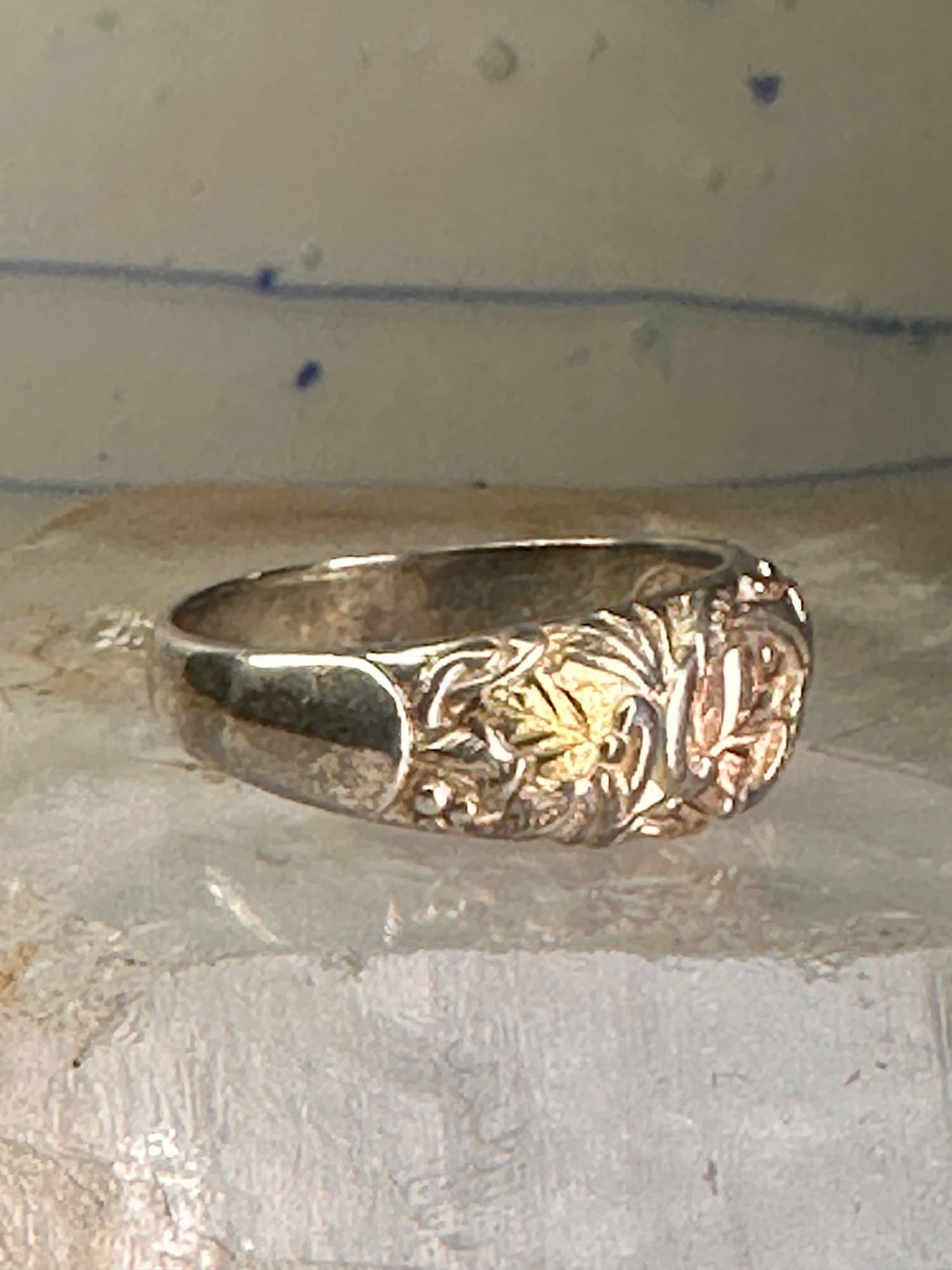 Black Hills Gold wedding ring leaves band size 12 sterling silver women men
