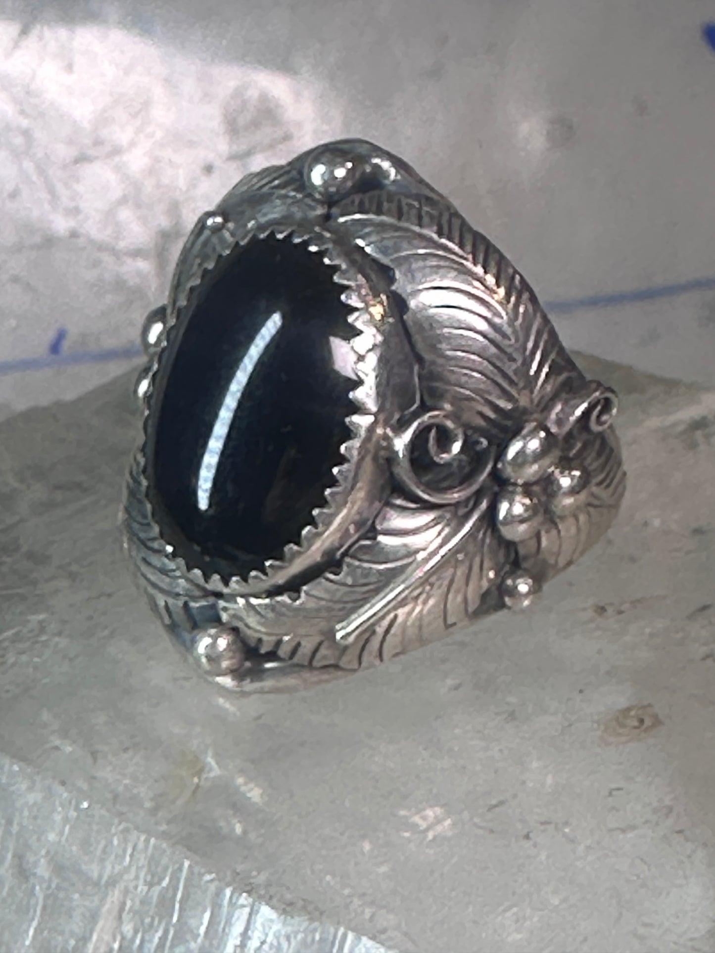 Navajo onyx ring Leaves Vintage Size 10 sterling silver women men