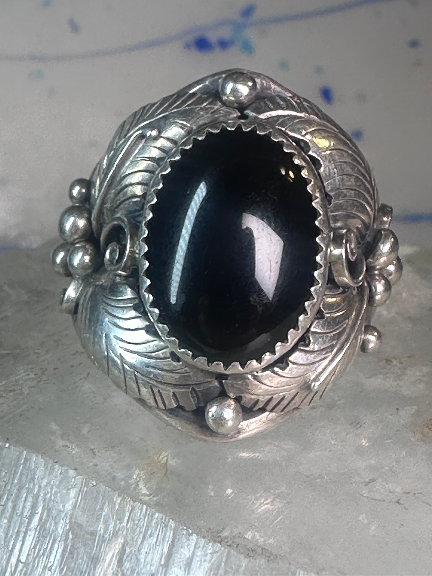Navajo onyx ring Leaves Vintage Size 10 sterling silver women men