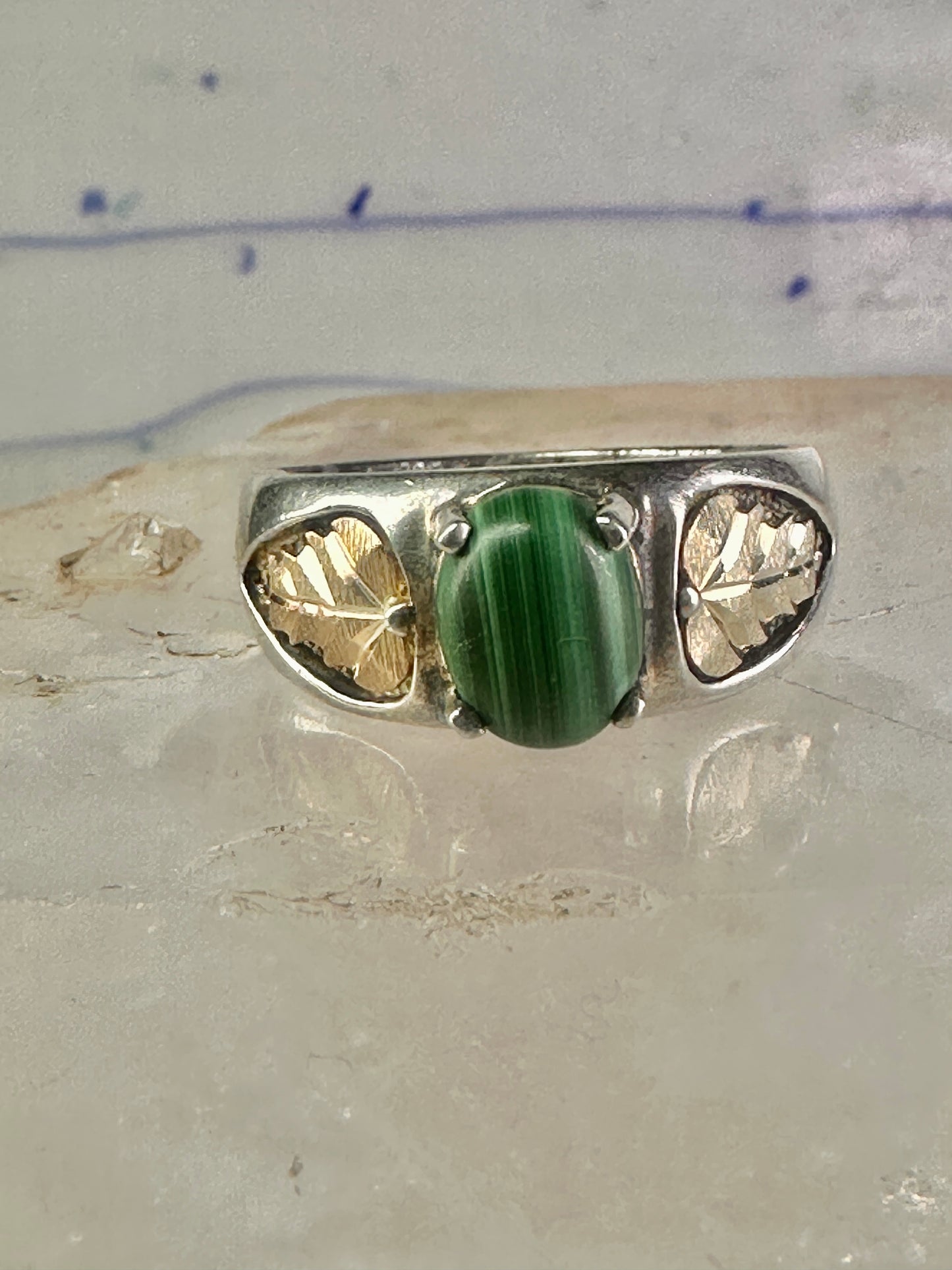 Black Hills Gold malachite ring leaves band size 10 sterling silver women men