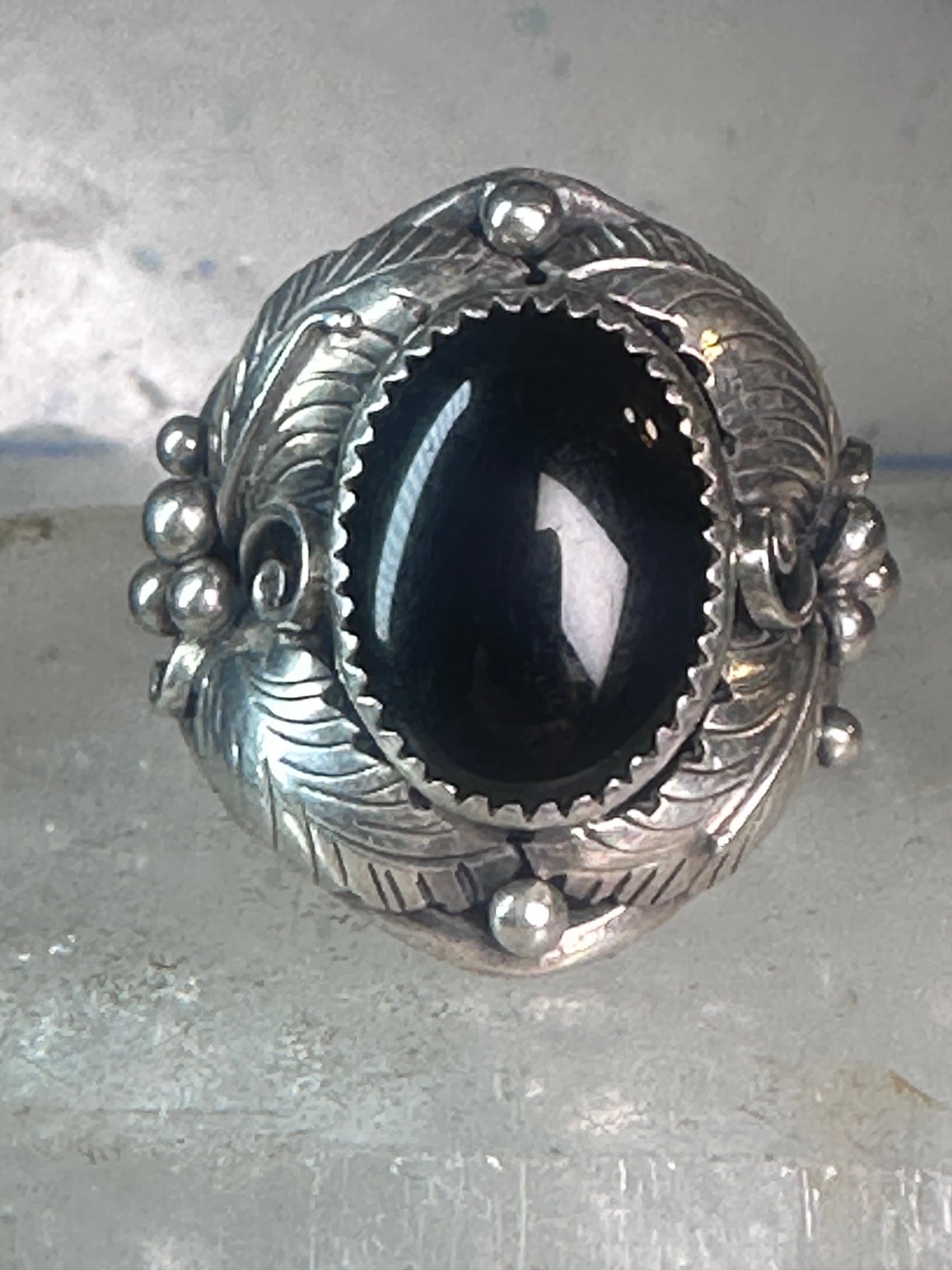 Navajo onyx ring Leaves Vintage Size 10 sterling silver women men