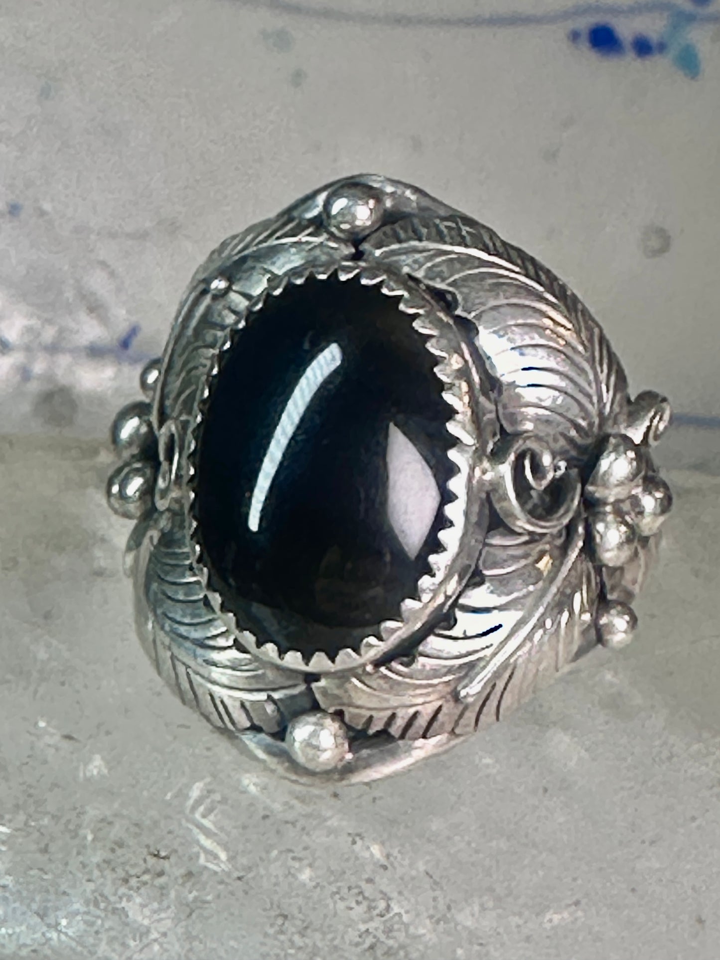 Navajo onyx ring Leaves Vintage Size 10 sterling silver women men