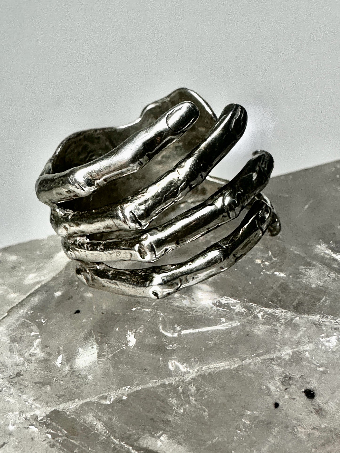 Hand ring fingers wrap around size 5.50 sterling silver women