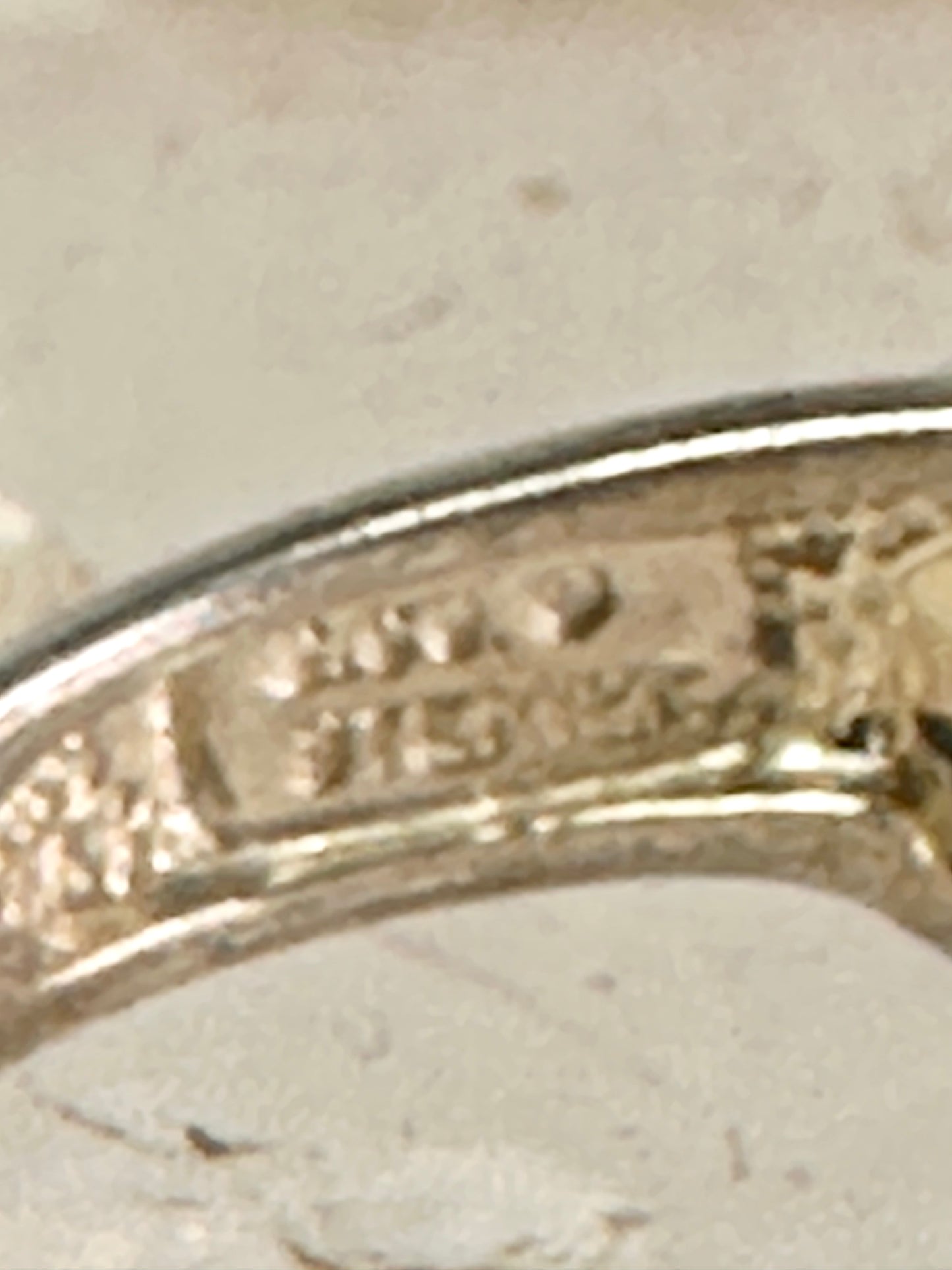 Black Hills Gold ring leaves band size 10 sterling silver women