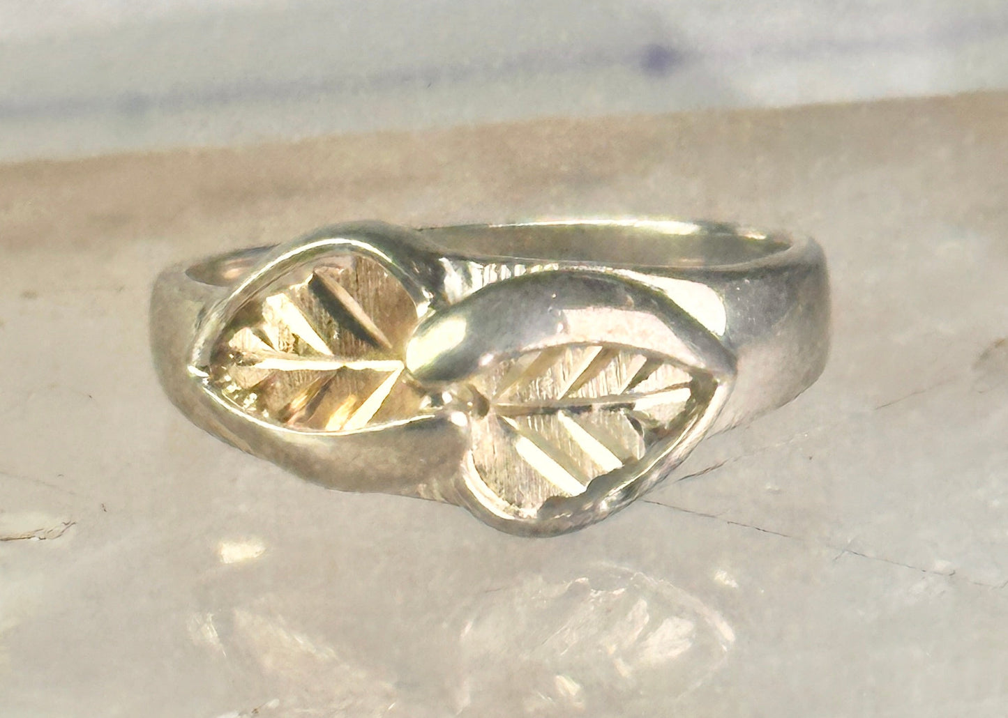 Black Hills Gold ring leaves band size 10 sterling silver women
