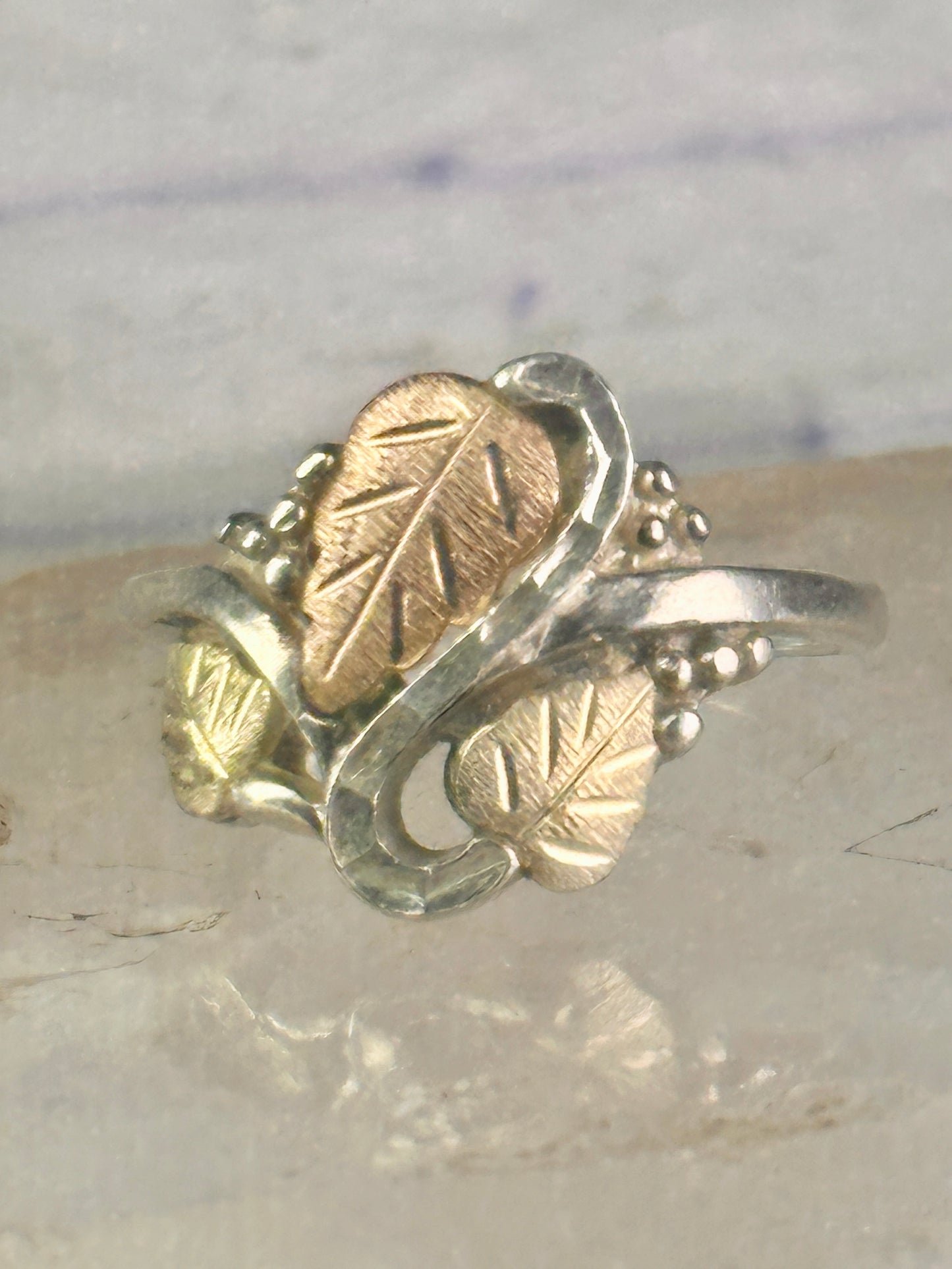Black Hills Gold ring leaves band size 10 sterling silver women