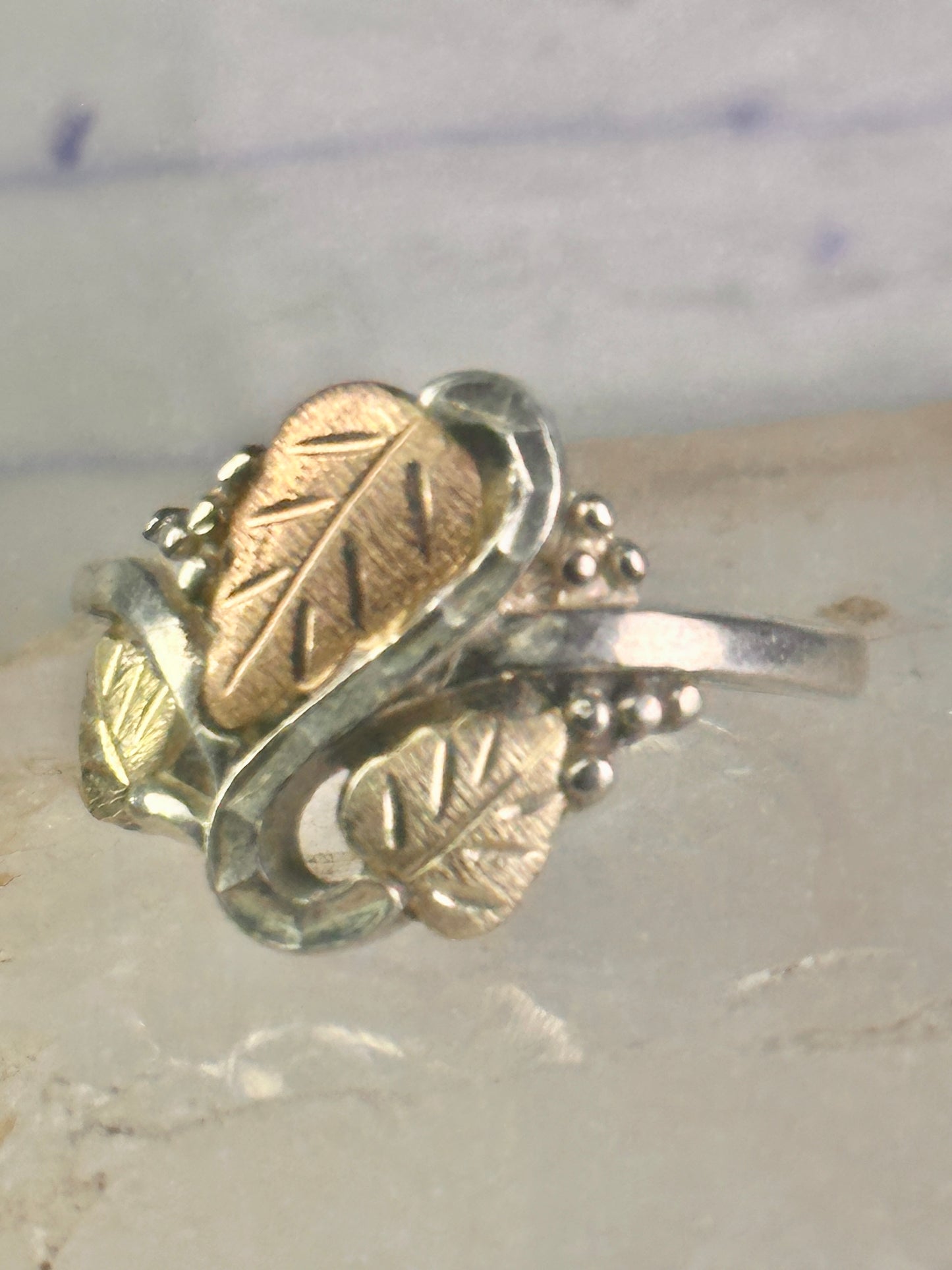 Black Hills Gold ring leaves band size 10 sterling silver women