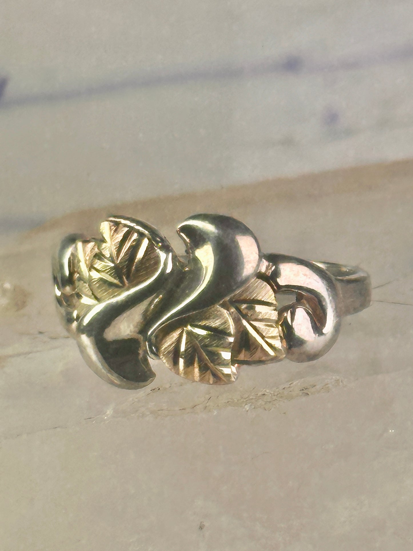 Black Hills Gold ring leaves wedding band size 9 sterling silver women