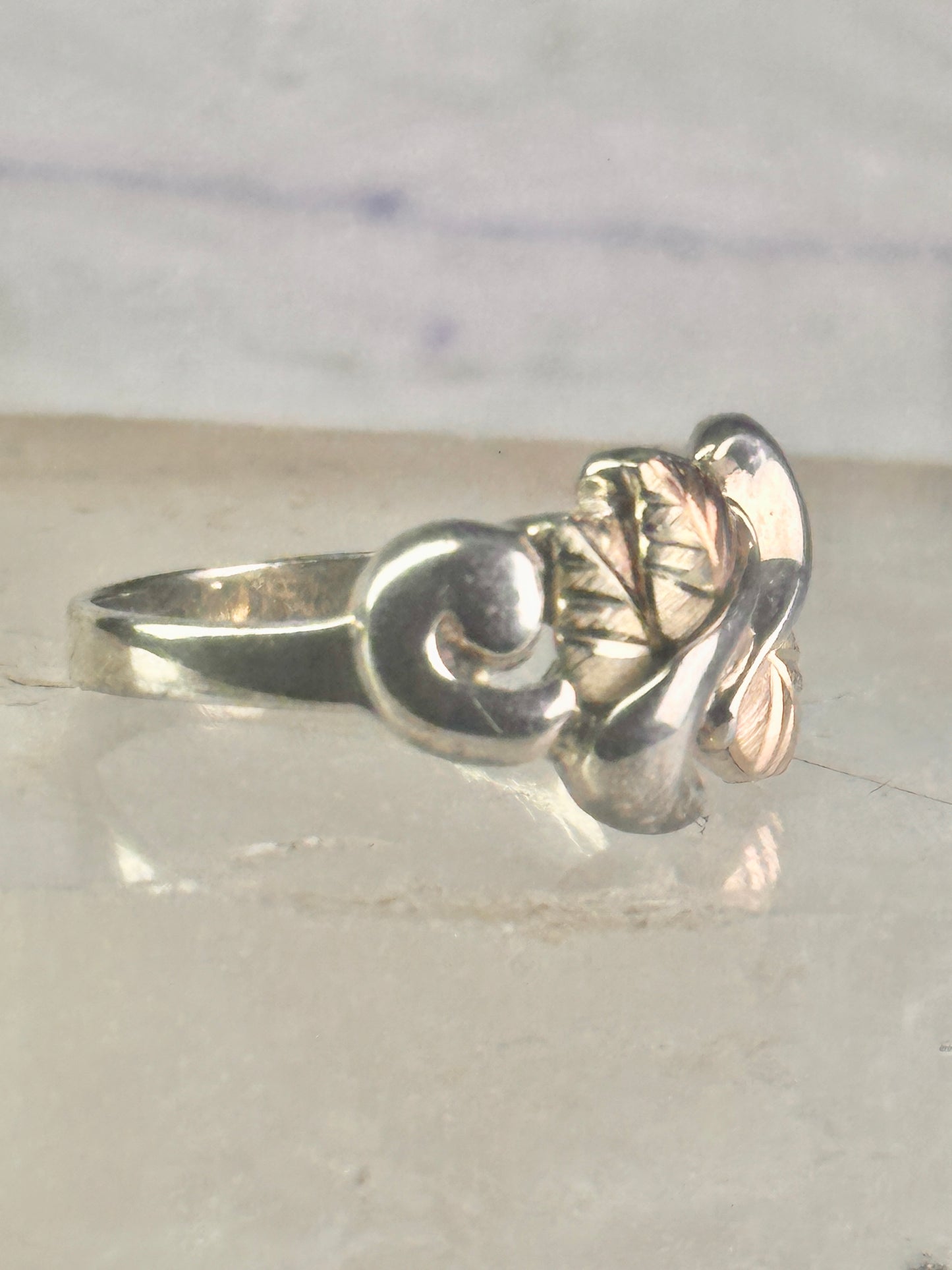 Black Hills Gold ring leaves wedding band size 9 sterling silver women