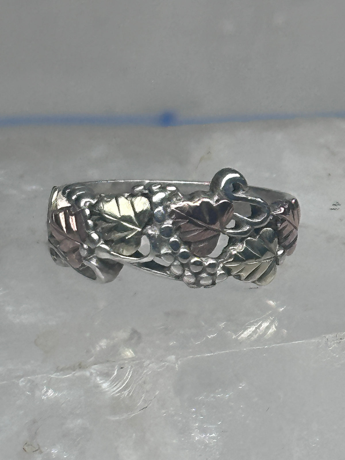 Vintage Sterling Silver Black Hills Gold Grape Leaf Ring Coleman Co Size 7 925