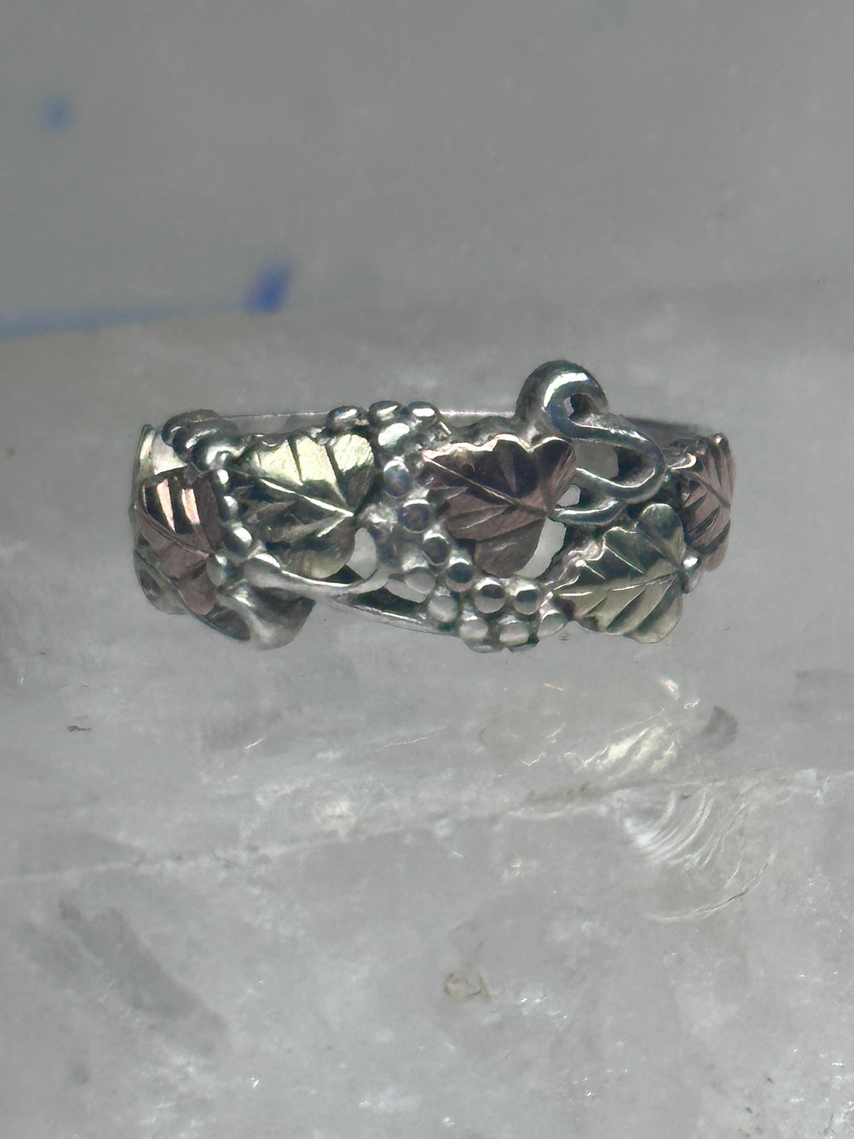 Vintage Sterling Silver Black Hills Gold Grape Leaf Ring Coleman Co Size 7 925