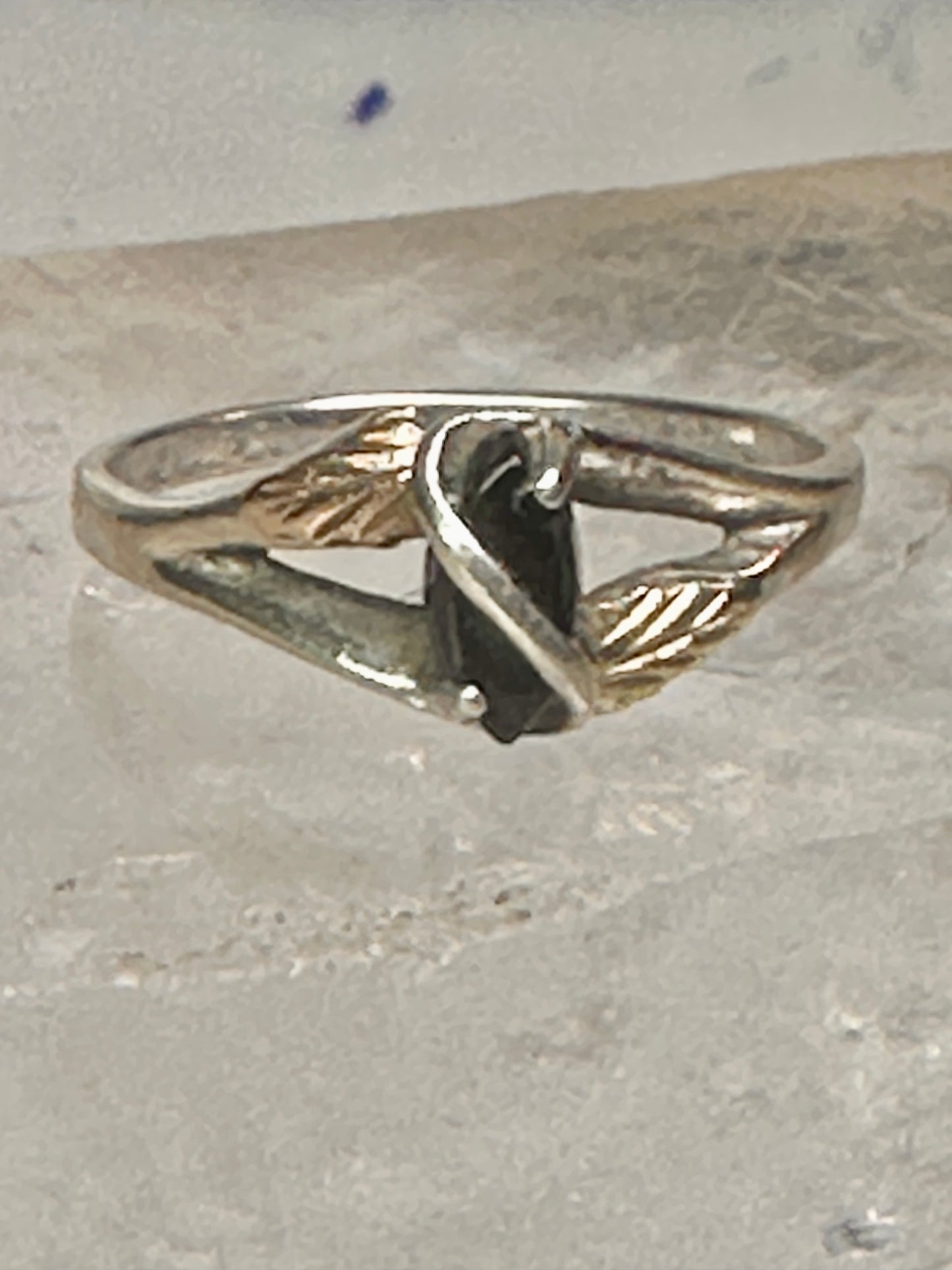 Black Hills Gold ring leaves onyx band size 10 sterling silver women girls